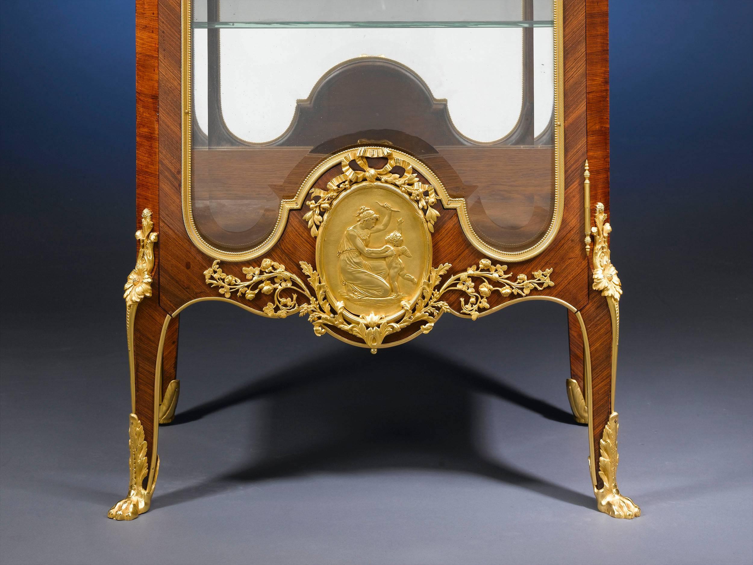 Louis XVI-Style Vitrine by Francois Linke In Excellent Condition In New Orleans, LA