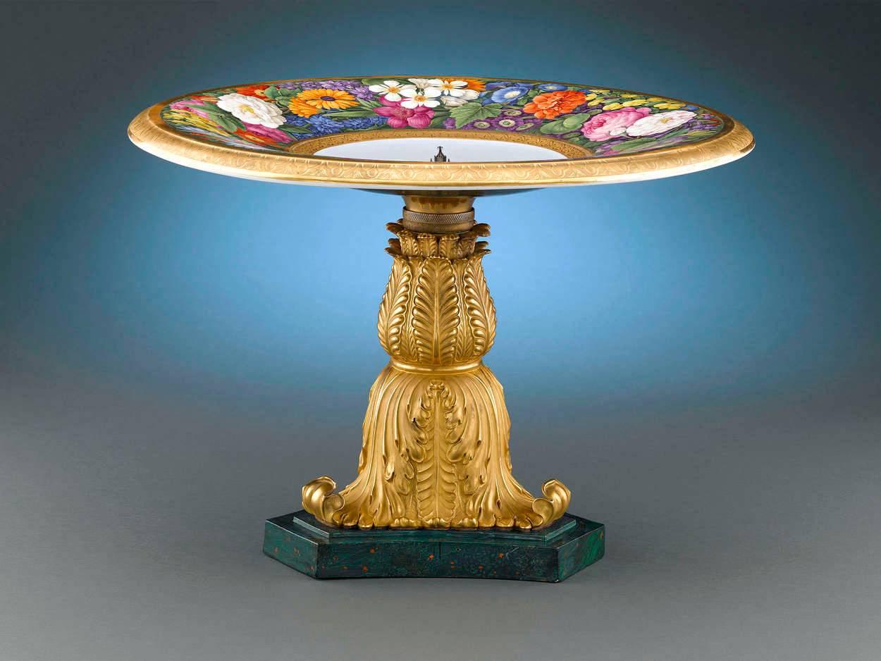 Created for Pope Pius VII by the special order of King Friedrich Wilhelm III as a symbol of peace and friendship, this incredible, monumentally sized porcelain tazza was crafted by KPM (Königliche Porzellan-Manufaktur). After the successful