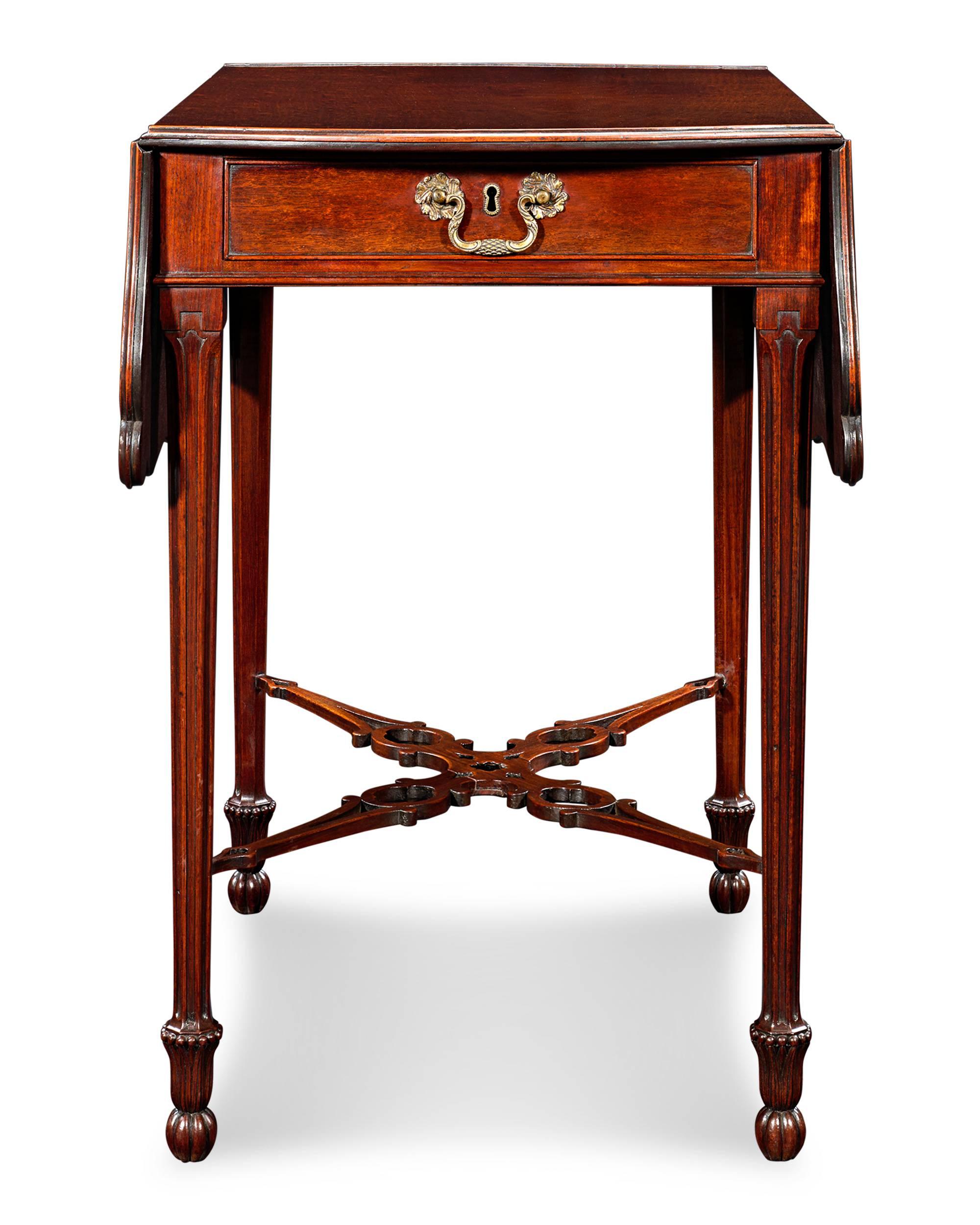 English 18th Century Chippendale Style Pembroke Table 
