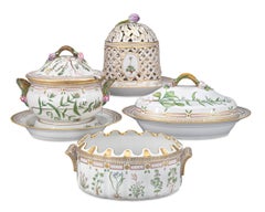 143 Piece Flora Danica Porcelain Dinner Service by Royal Copenhag