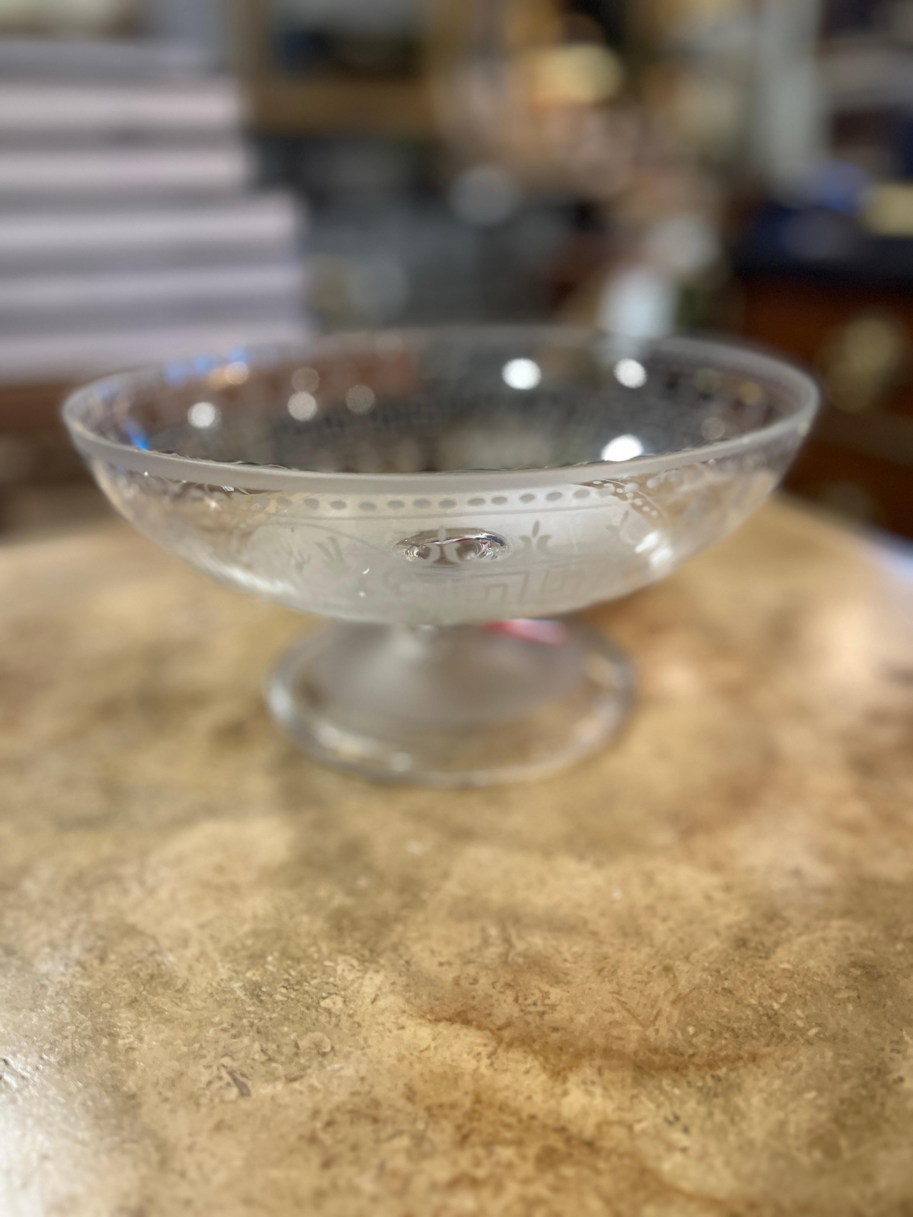 XIXe siècle Compotier écossais en verre gravé du 19ème siècle en vente