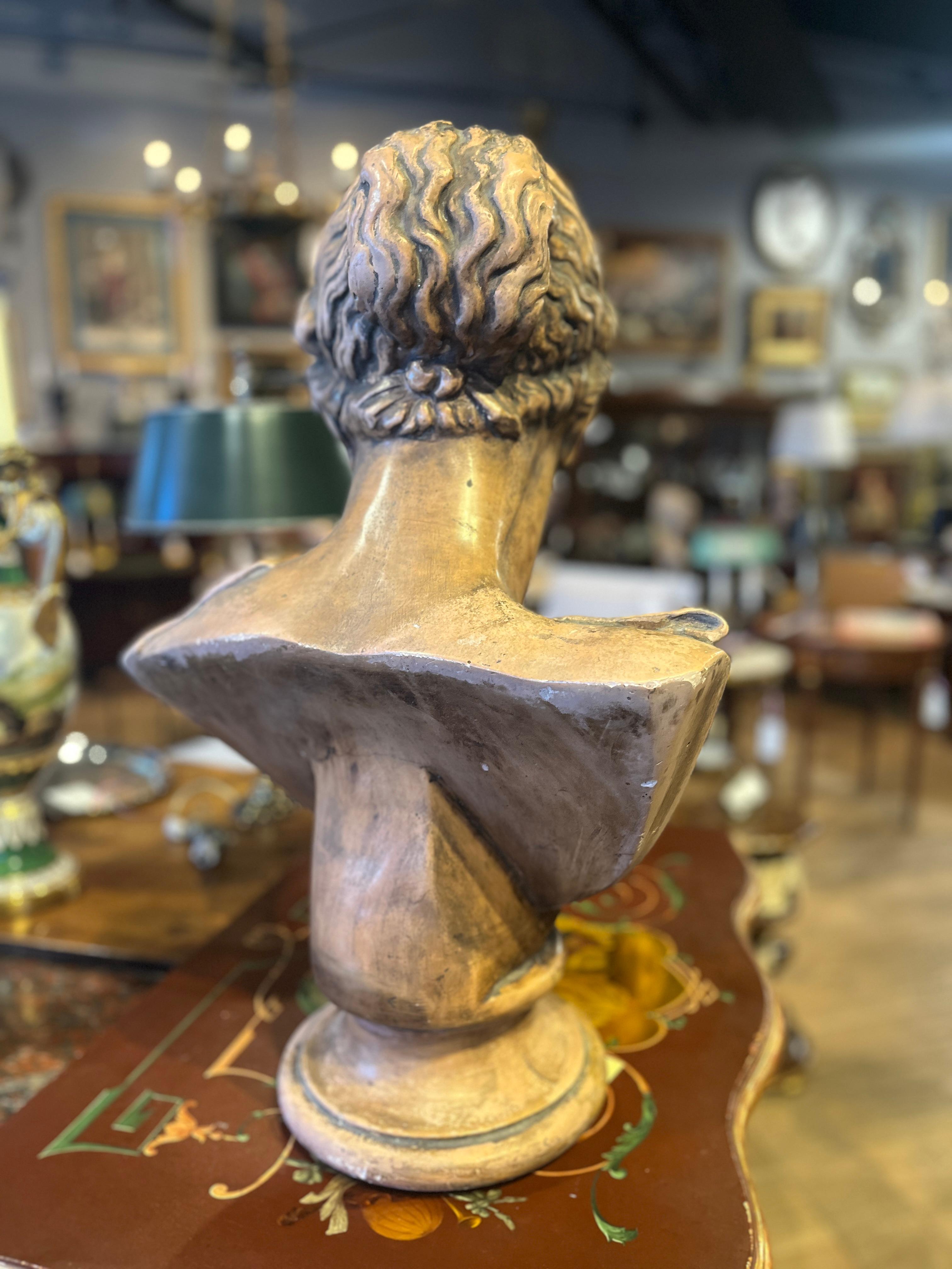 XX secolo Busto in terracotta francese del 1910 circa dopo la Venere di Milo in vendita