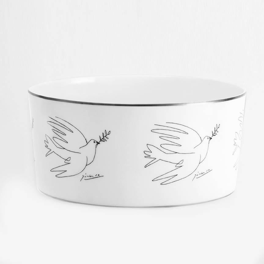 Serving bowl (sold separately - only Dove available)
porcelain from Limoges with silver trim
4 H. x 8.5 inches diameter; 10 x 22 cm
custom gift box

This selection of serving bowls was made in collaboration with the artist's estate and features
