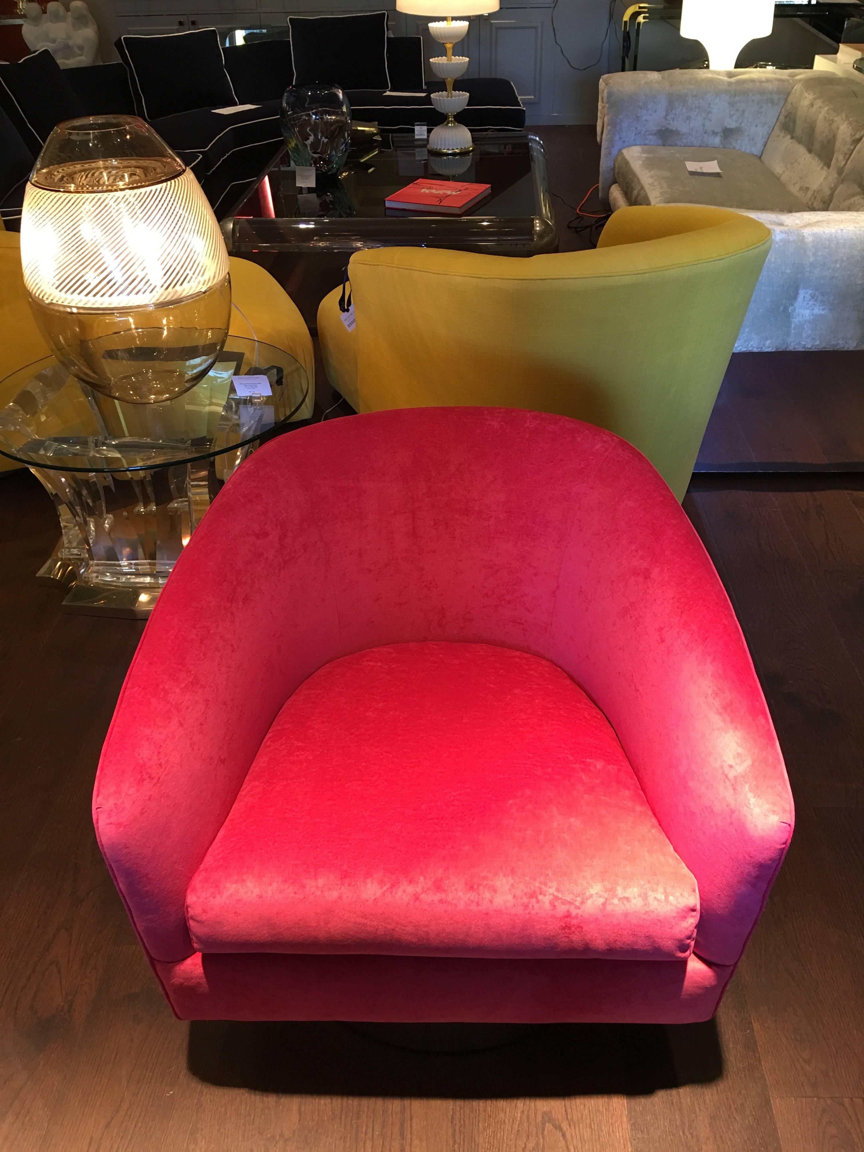 Mid-Century Modern Swivel Lounge Chairs Attributed to Milo Baughman For Sale