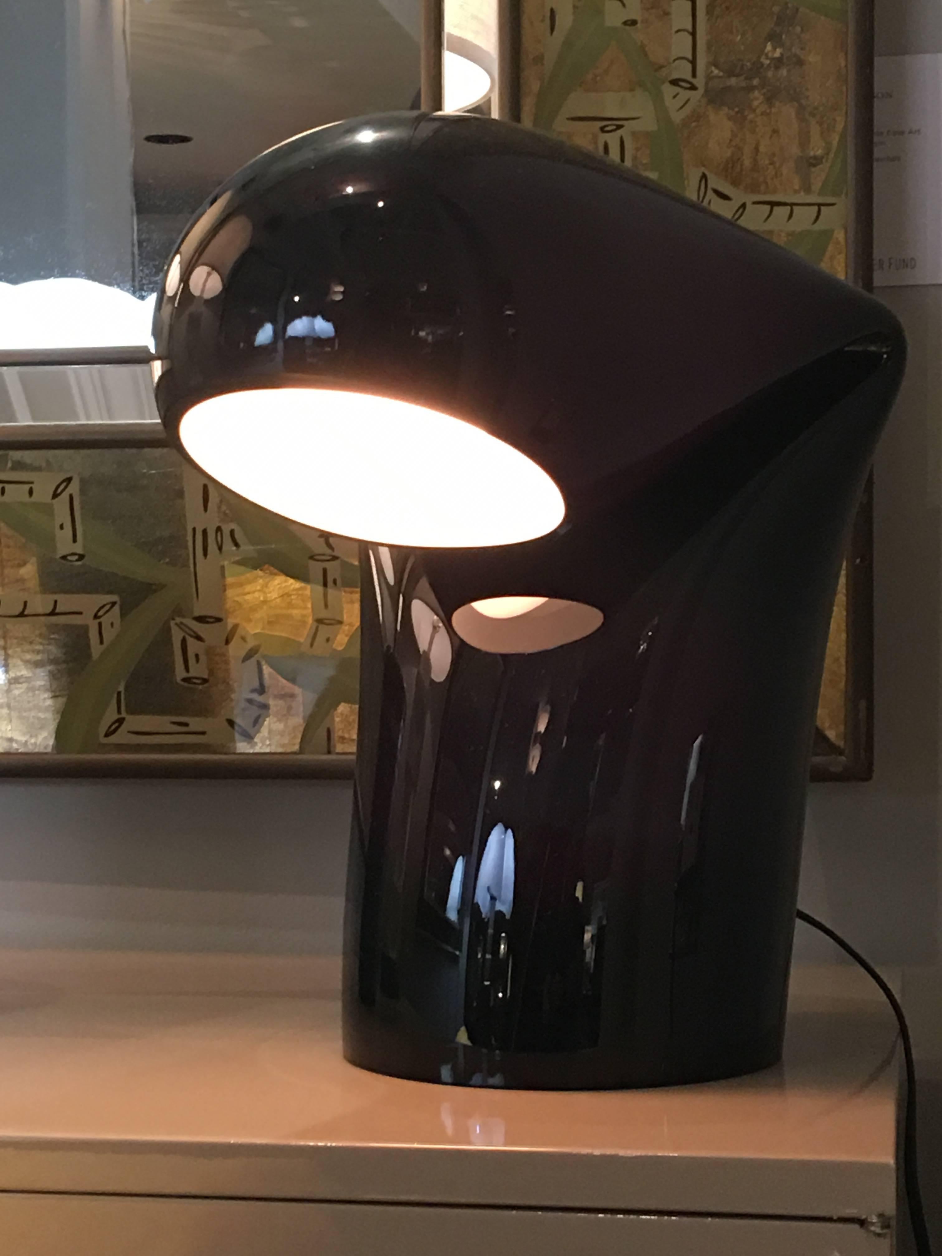 Luciano Vistosi Table Lamp In Excellent Condition For Sale In Palm Beach, FL