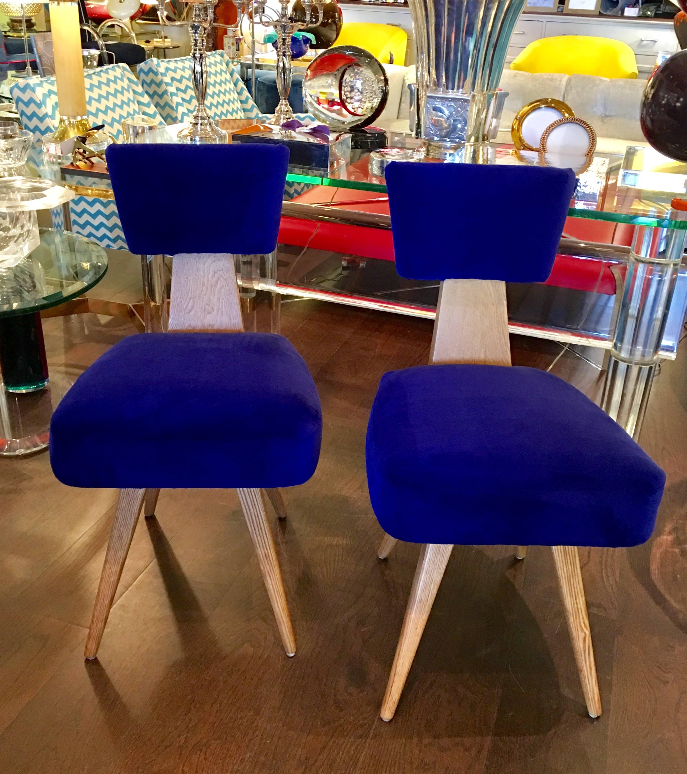 Pair of Vladimir Kagan Chairs In Excellent Condition In Palm Beach, FL