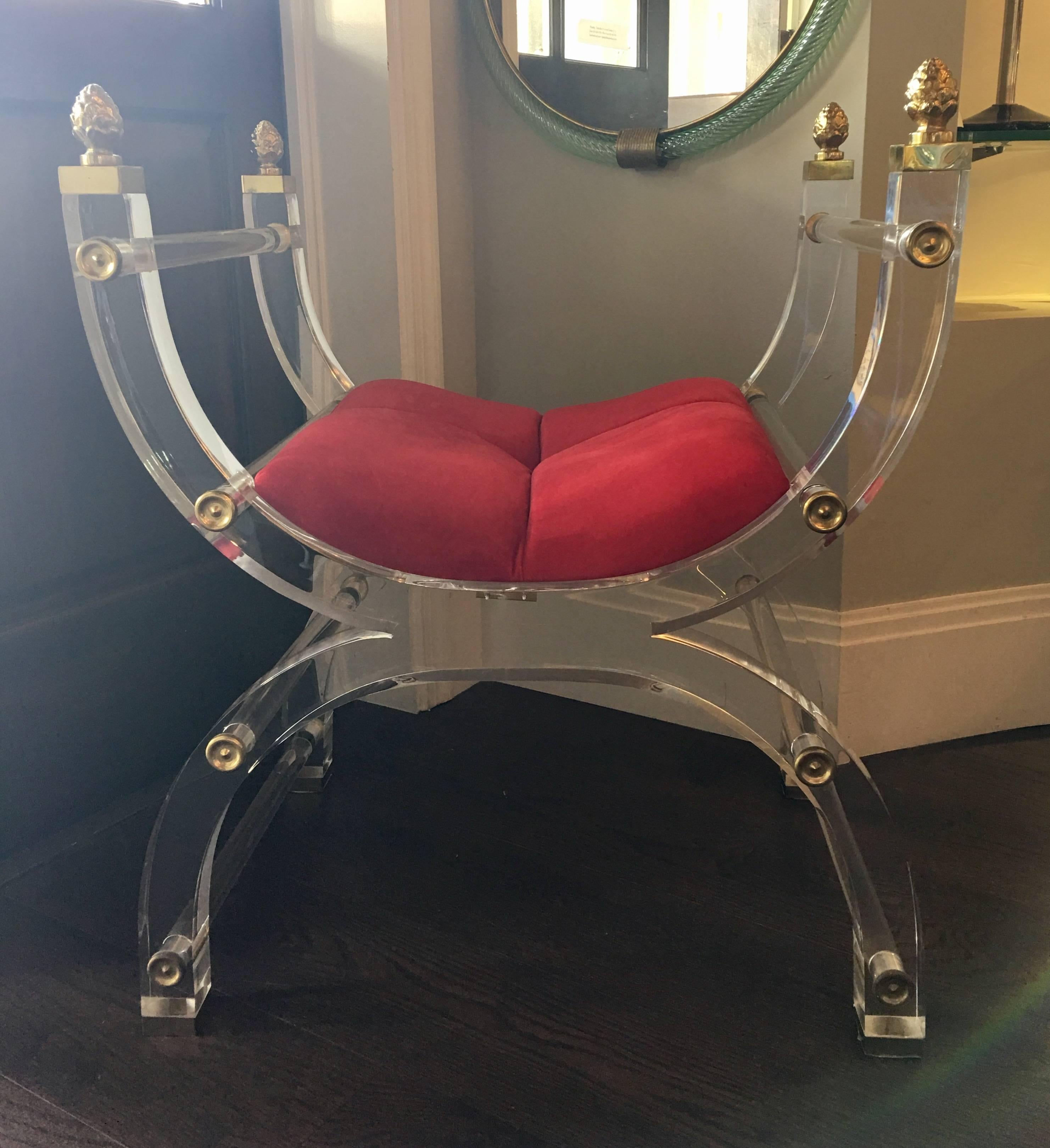 Mid-Century Modern Lucite X Form Throne or Vanity Chair For Sale