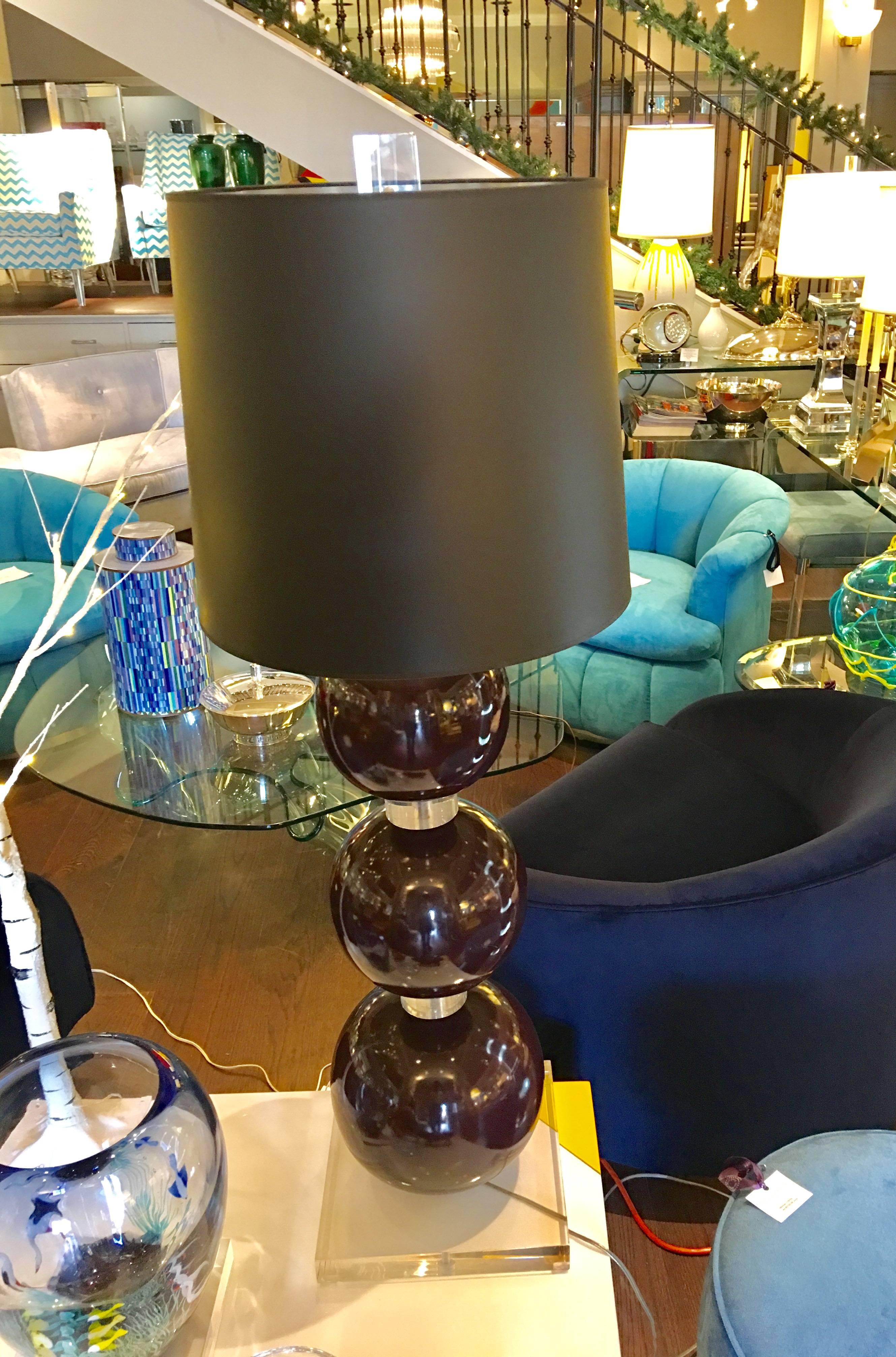 Mid-Century Modern Monumental Lucite Table Lamp For Sale