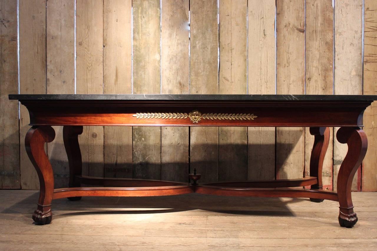 Empire Gilt Bronze-Mounted Mahogany Library or Centre Table, circa 1820 In Excellent Condition In Gloucestershire, GB
