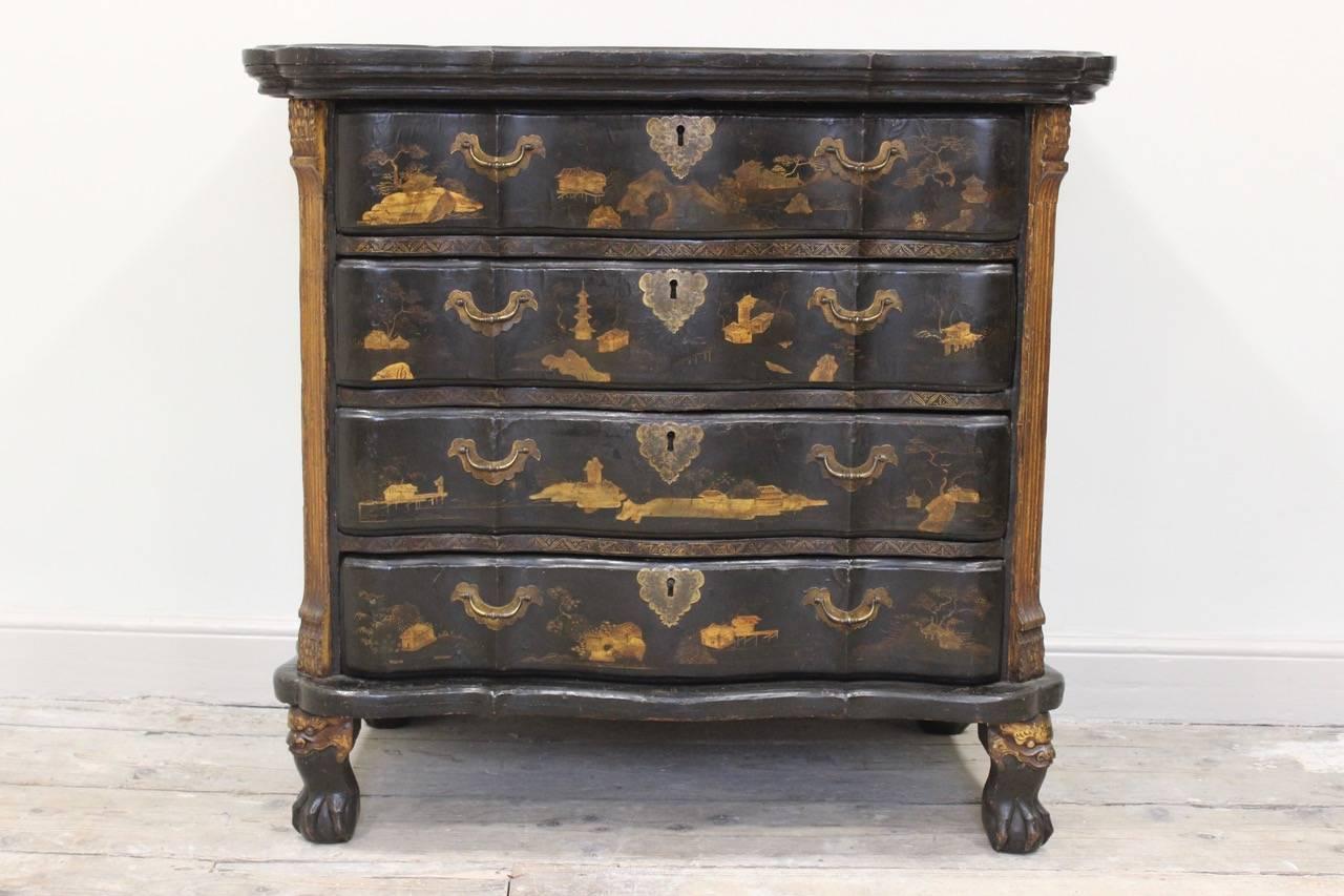 Chinese Export Rare Mid-18th Century Chinese-Export Serpentine Lacquer Commode