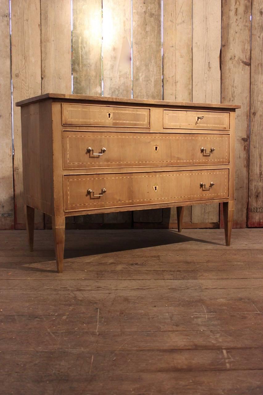 Late 18th Century, Italian Bleached Walnut Commode In Good Condition In Gloucestershire, GB