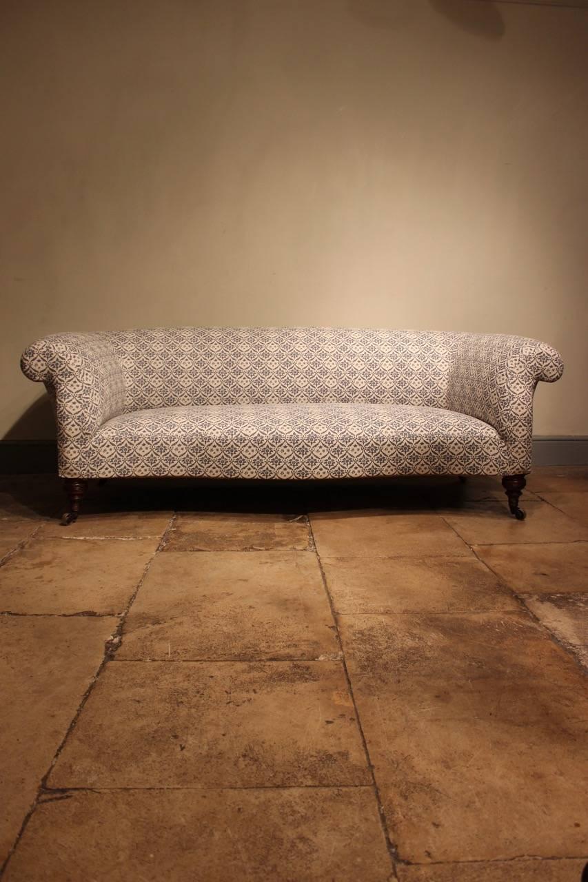 Victorian Fine 19th Century Chesterfield Sofa by Howard & Sons