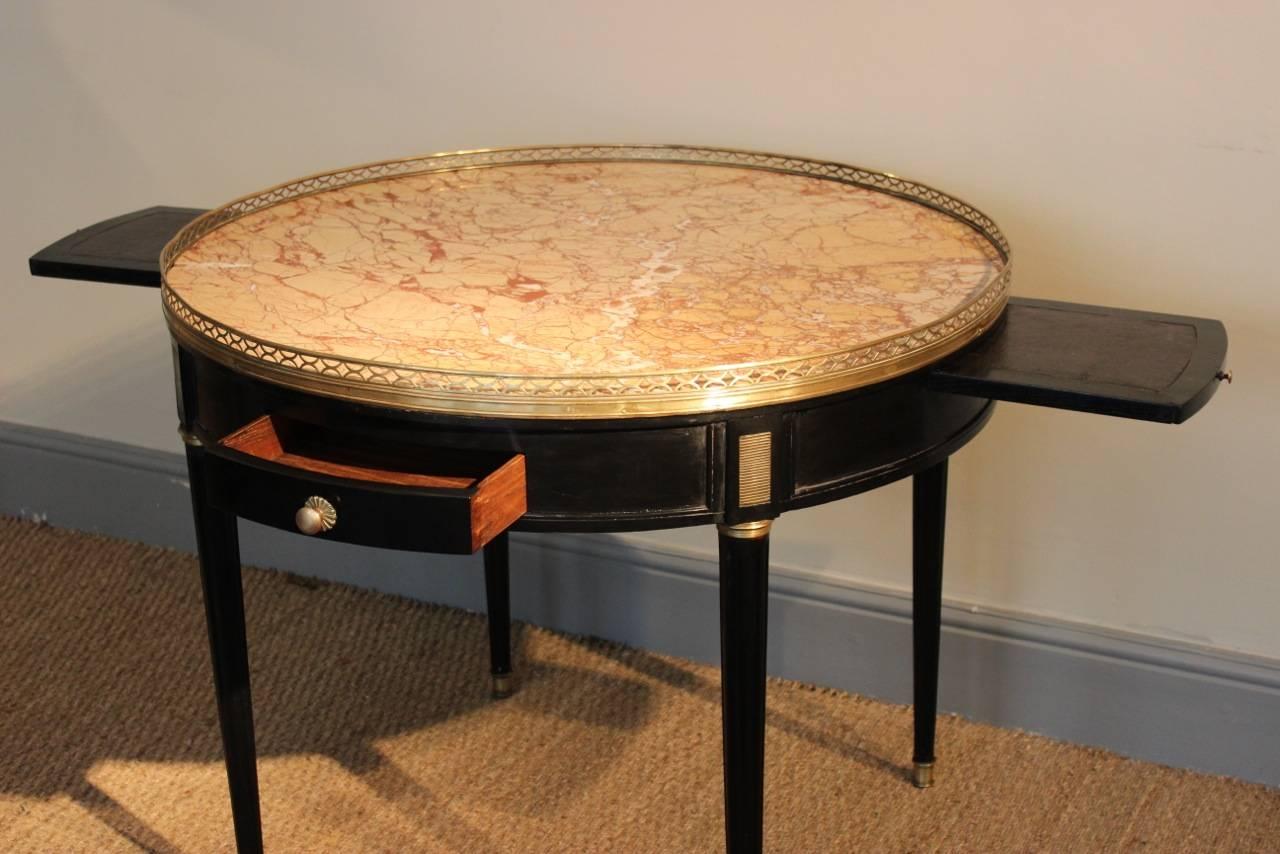 Fine 19th Century French Ebonised Bouillotte Table In Good Condition In Gloucestershire, GB