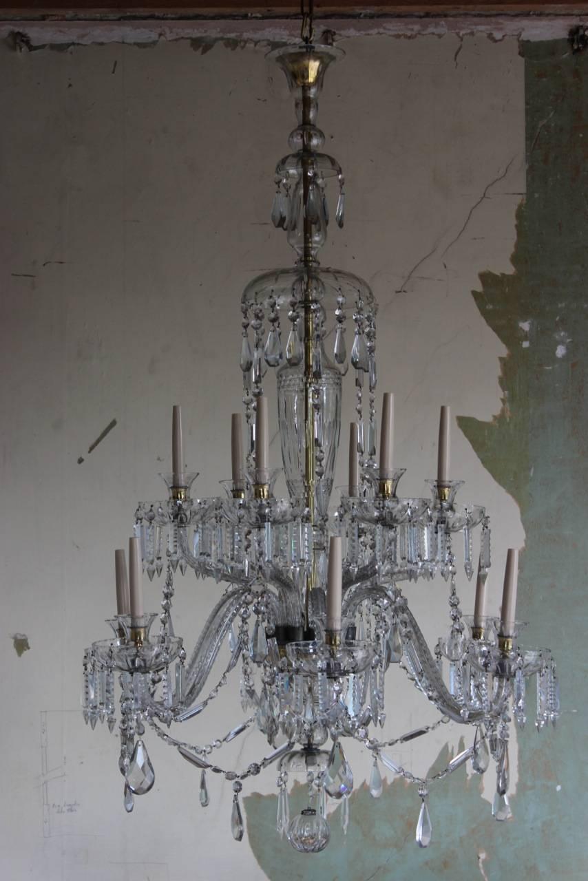 Spectacular 1930s Large Twelve-Light Glass Chandelier In Excellent Condition For Sale In Gloucestershire, GB