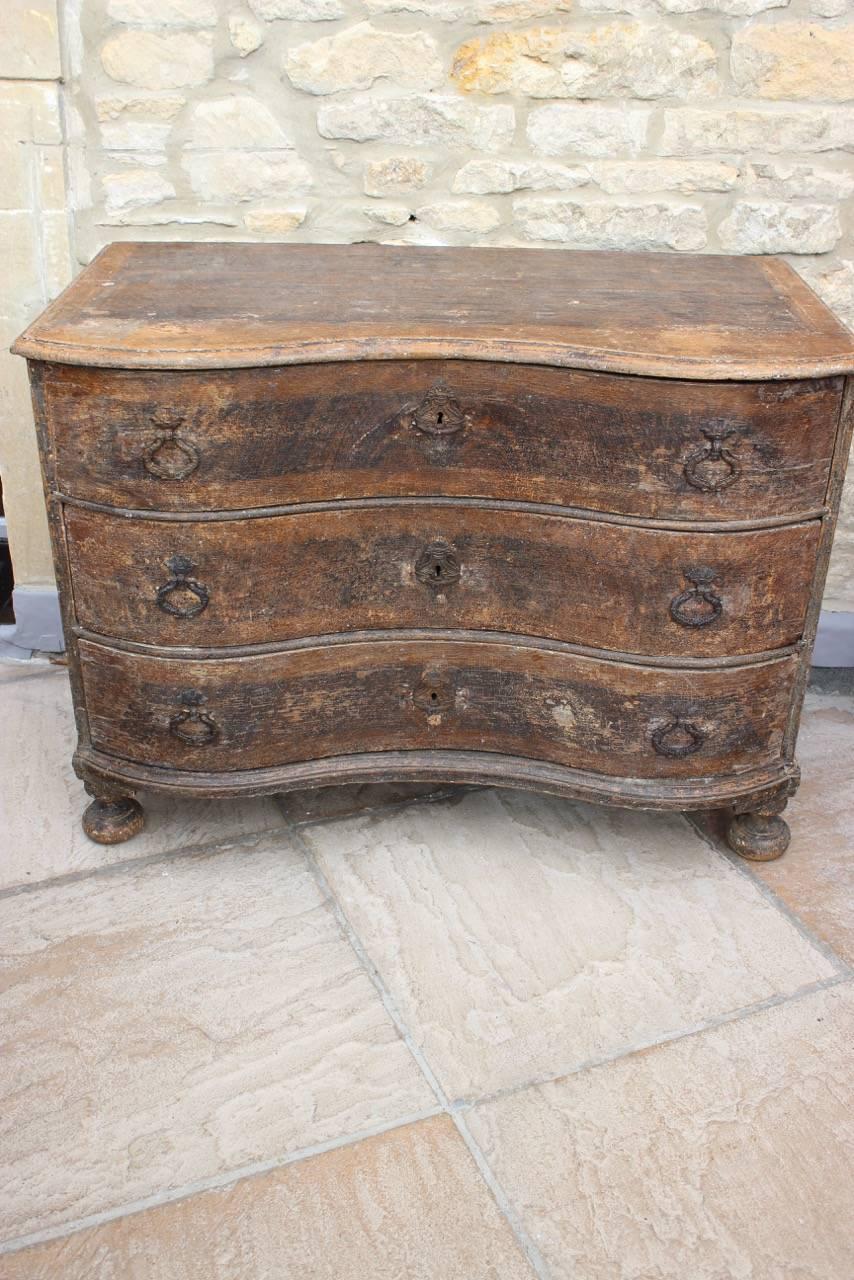 Wood Outstanding 18th Century Swedish Painted Serpentine Commode