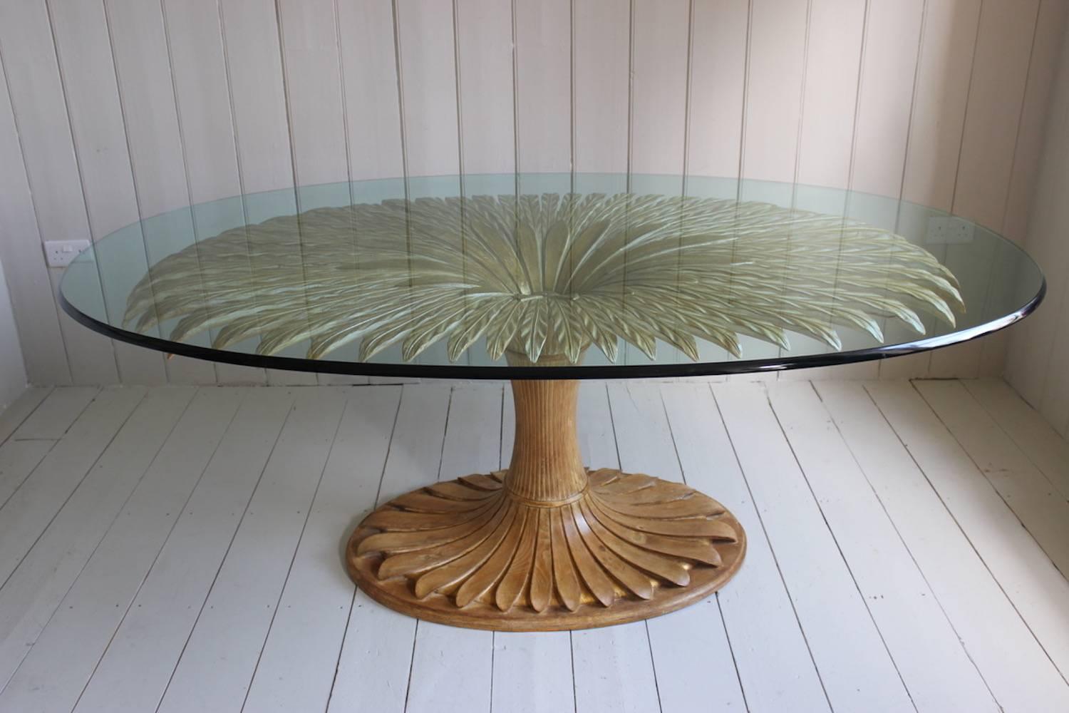 1970s Italian Carved and Gilded Pine Centre Table In Excellent Condition In Gloucestershire, GB