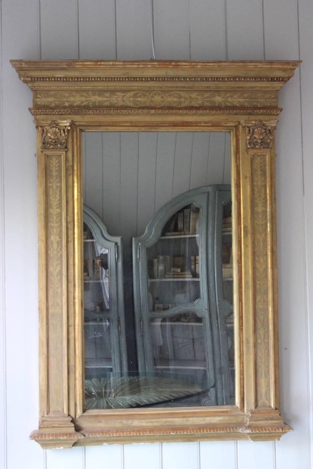 Palladian 19th Century Italian Giltwood Mirror