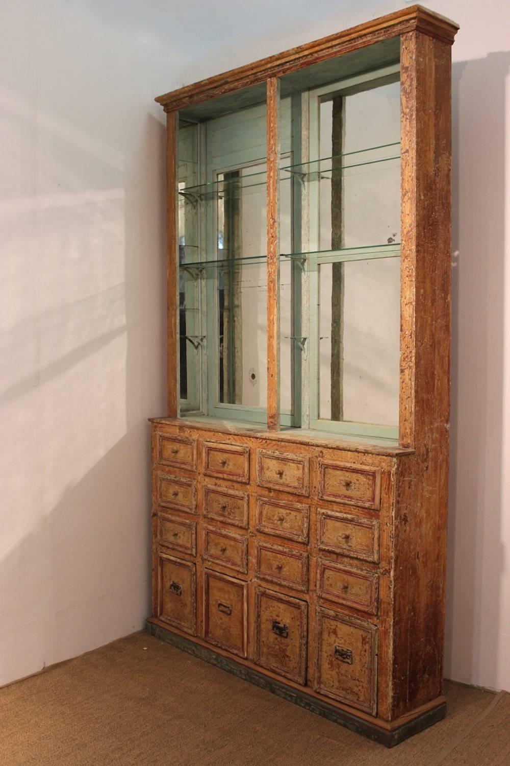 Mirror Pair of Spanish 19th Century Bookcases or Display Cabinets with Original Paint For Sale