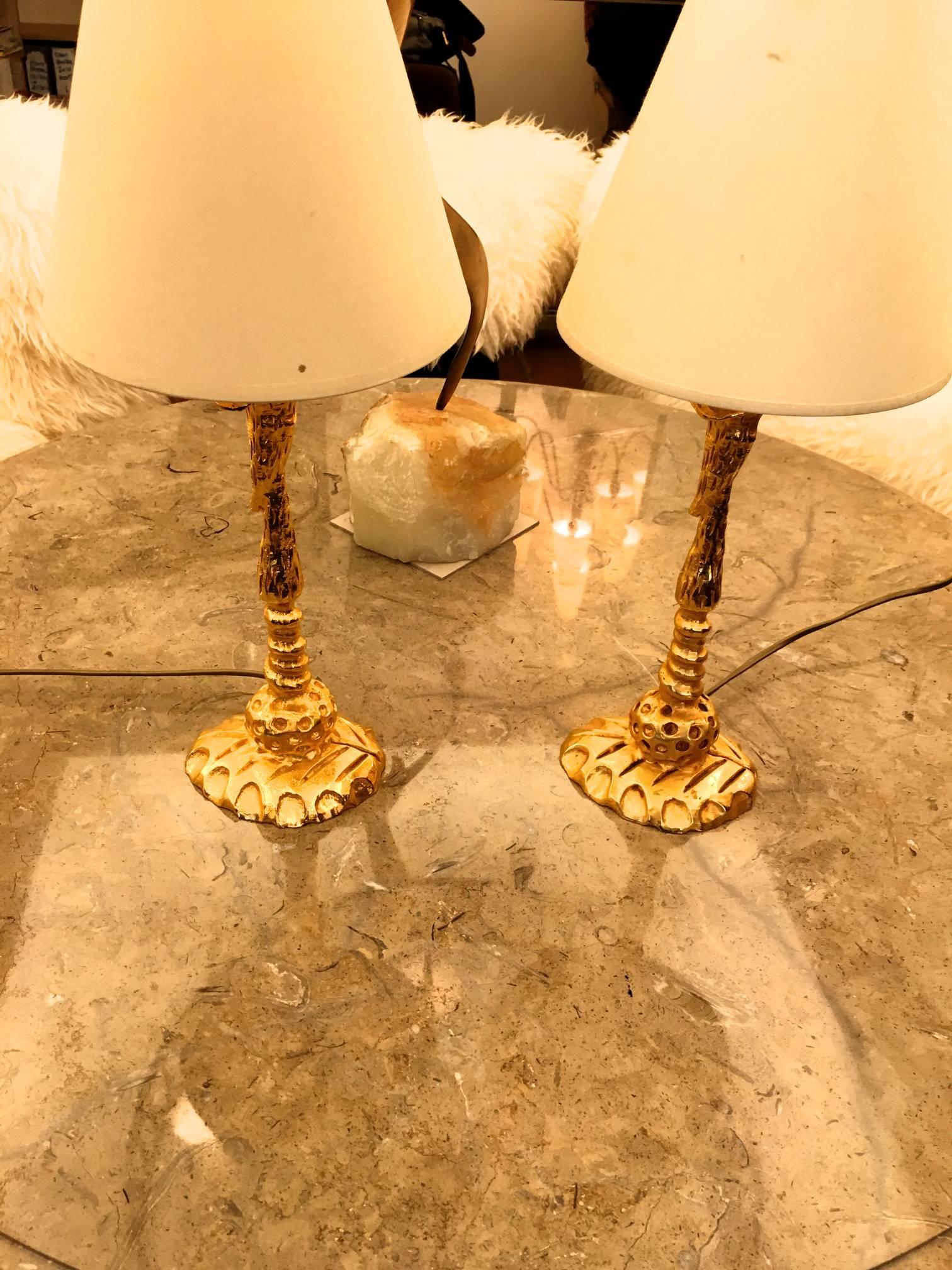 Pair of Gilt Bronze Lamps by Fondica  In Excellent Condition For Sale In Paris, ile de france