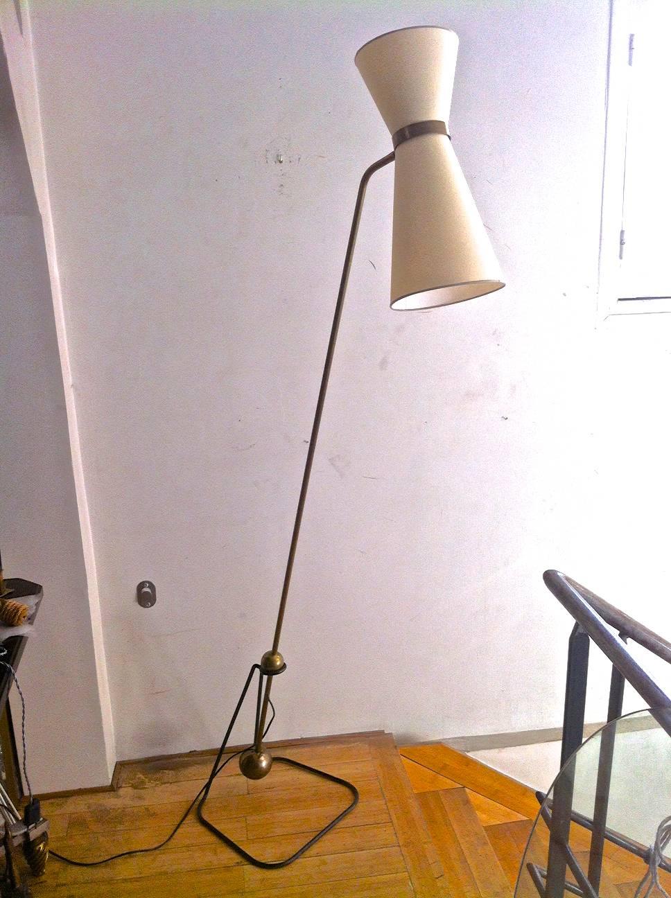 Mid-Century Modern Reclining Floor Lamp, style of Pierre Guariche, in Iron and Brass For Sale
