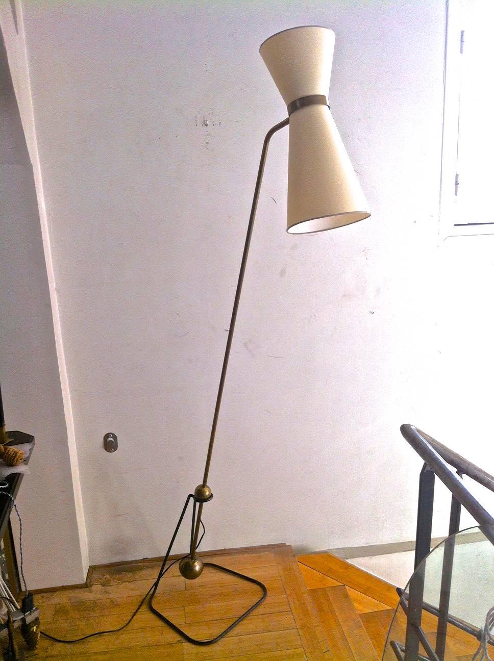 Reclining Floor Lamp, style of Pierre Guariche, in Iron and Brass For Sale 1