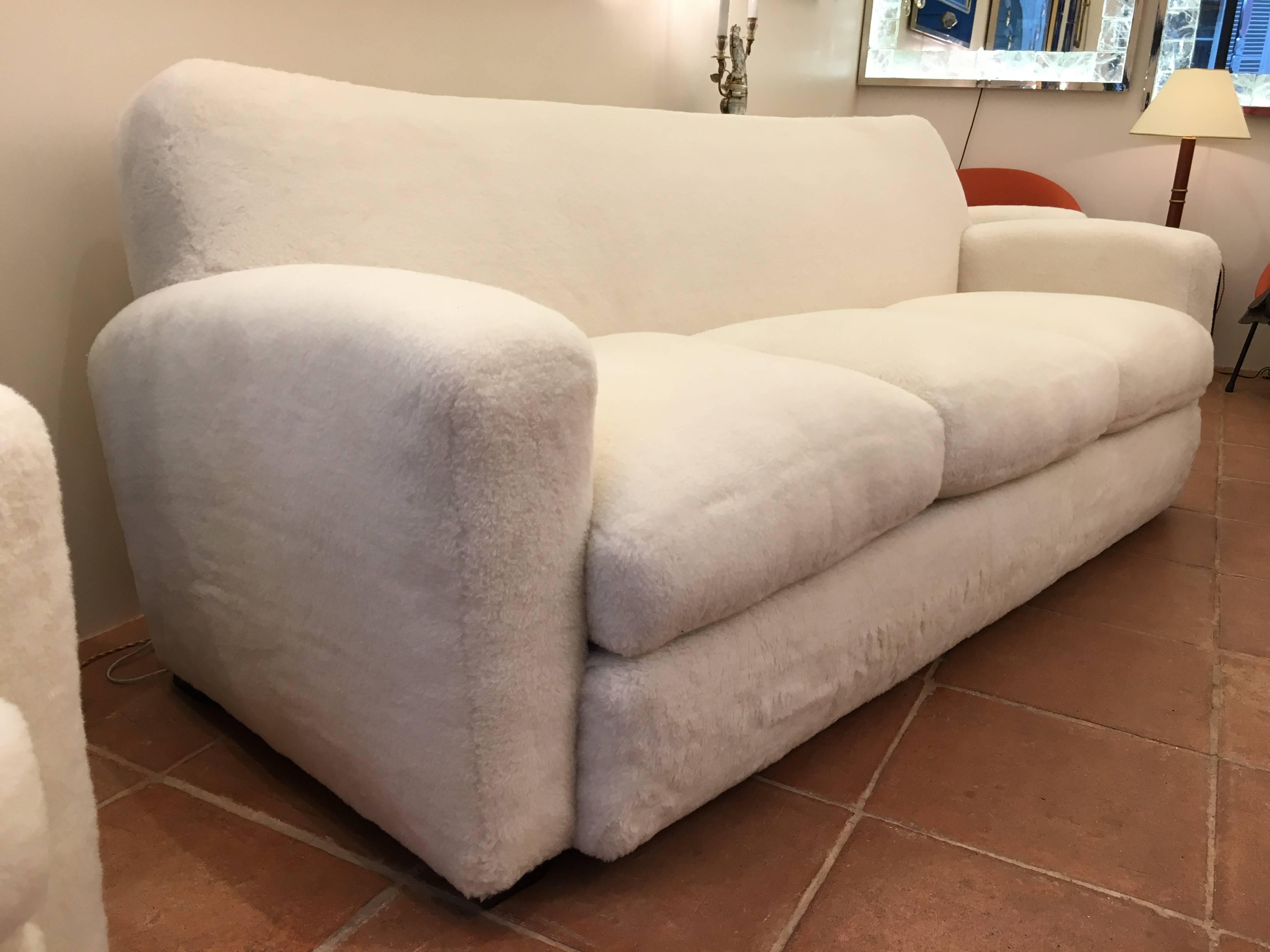 Jean Royère for Maison Gouffé, One Couch and Two Club Chairs in Faux Fur In Excellent Condition For Sale In Paris, ile de france