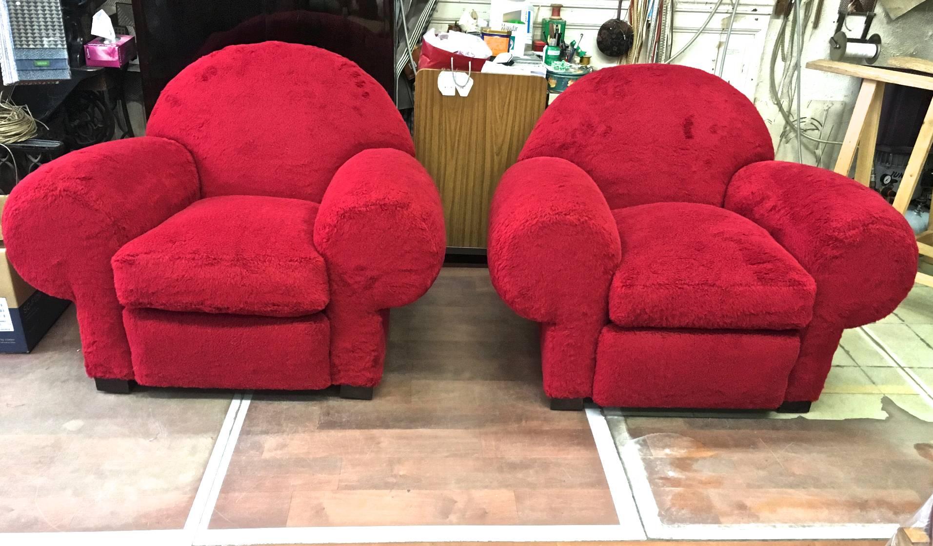 Mid-20th Century Jean Royère for Gouffé Pair of Big Red Club Chairs in Red Wool Faux Fur For Sale