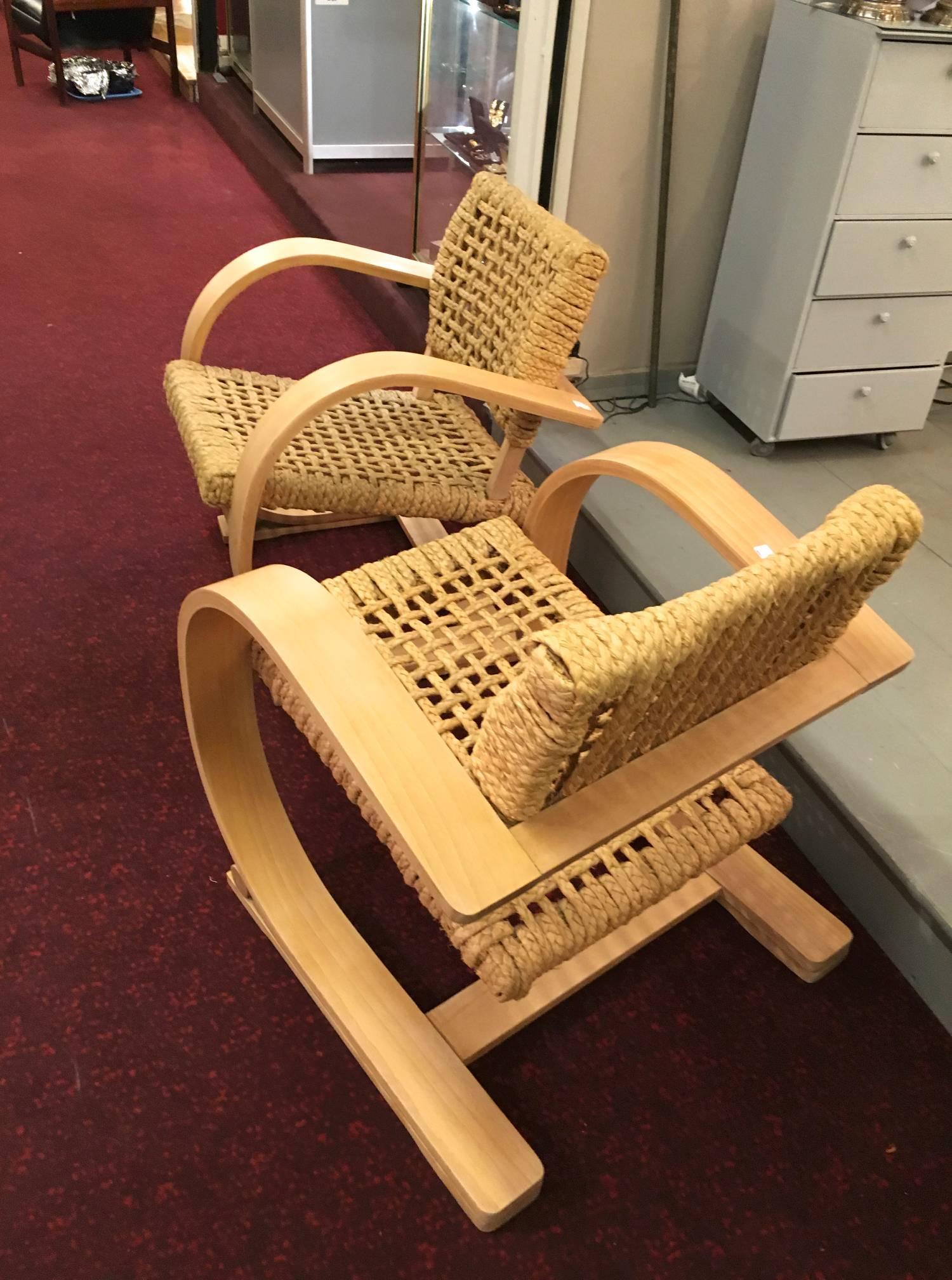 Audoux Minet for Vibo Pair of Blond Bentwood and Rope Chairs In Excellent Condition For Sale In Paris, ile de france