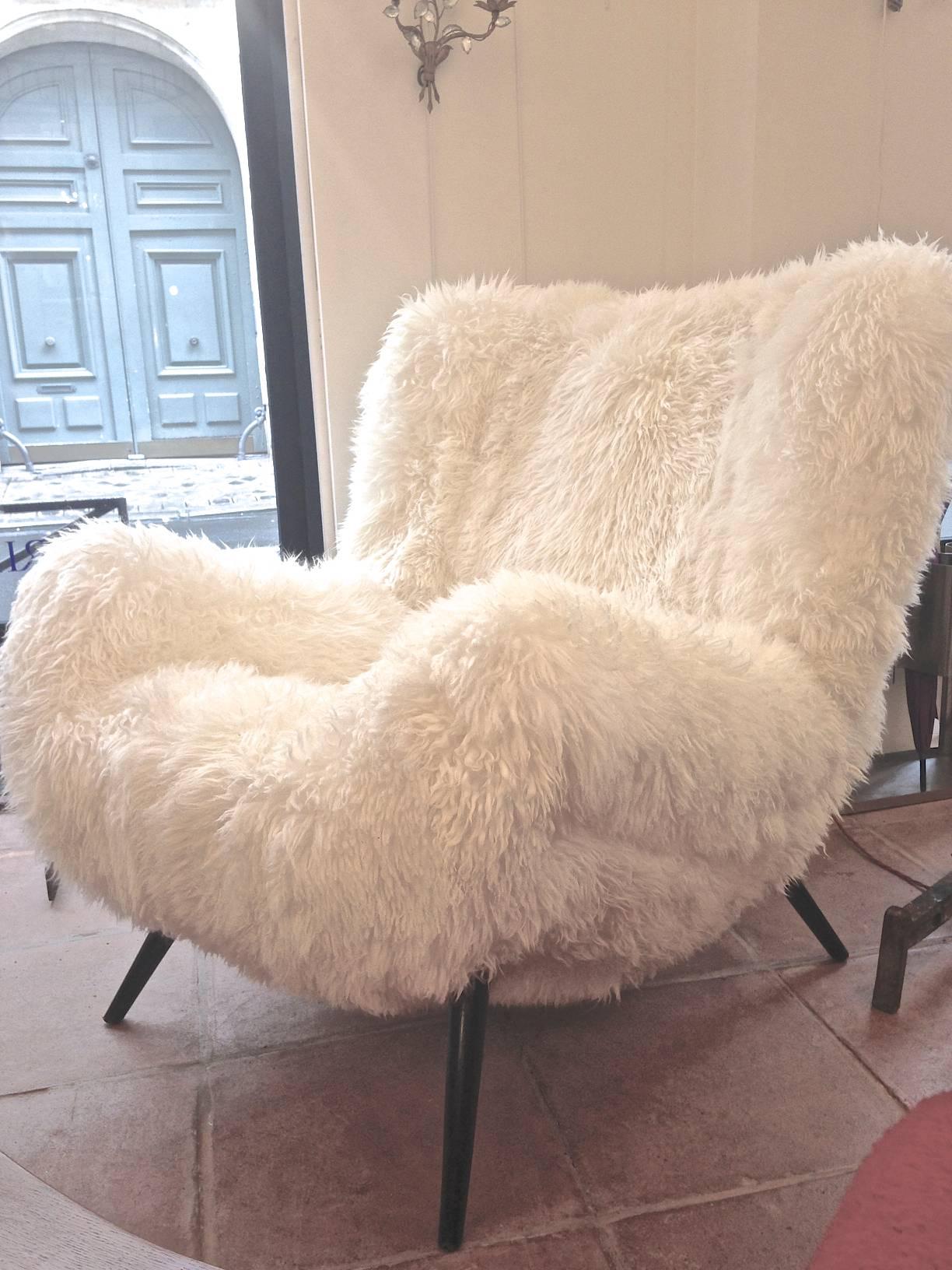 Fritz Neth Rarest Spectacular Wood Legged Lounge Chairs Covered in Sheepskin Fur For Sale 4
