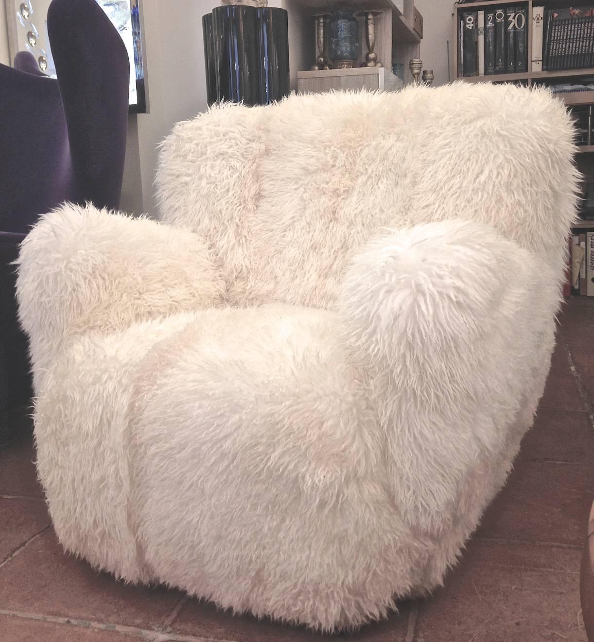 Mid-20th Century Viggo Boesen Pair of Hairy Club Chairs Covered in Sheep Skin Fur For Sale