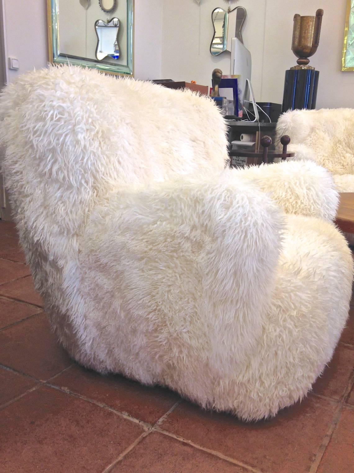 Viggo Boesen Pair of Hairy Club Chairs Covered in Sheep Skin Fur For Sale 3