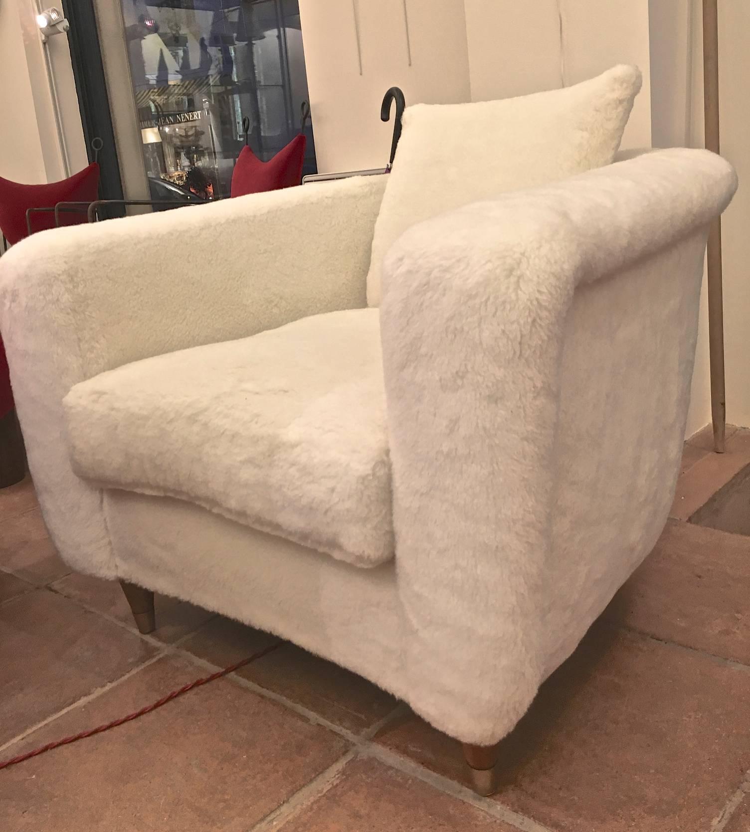Mid-Century Modern Jean Royère Pair of Armchairs with Tapered Metal Sabot Covered in Faux Fur For Sale