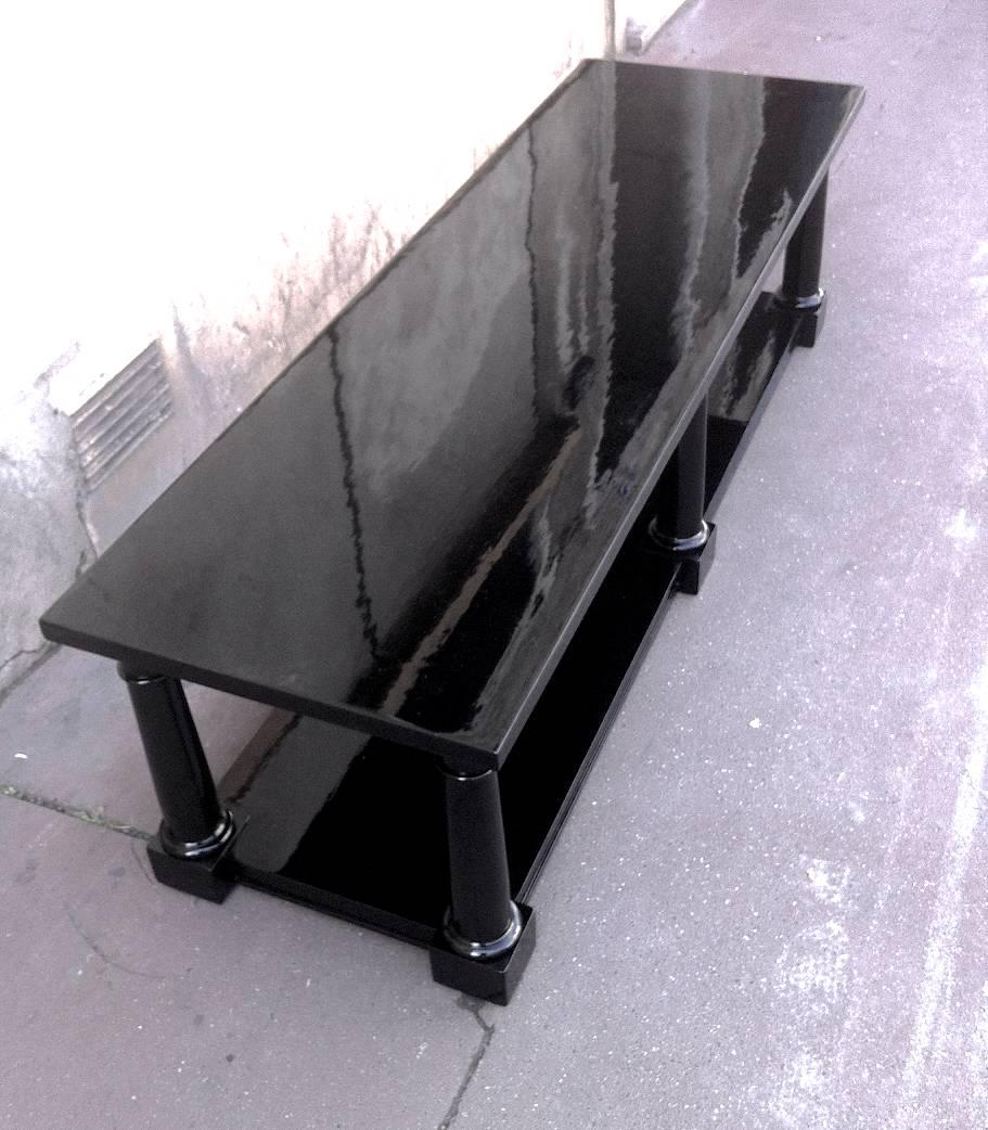 Maison Jansen Rare Extremely Long Neoclassic Black Lacquered Coffee Table In Excellent Condition In Paris, ile de france