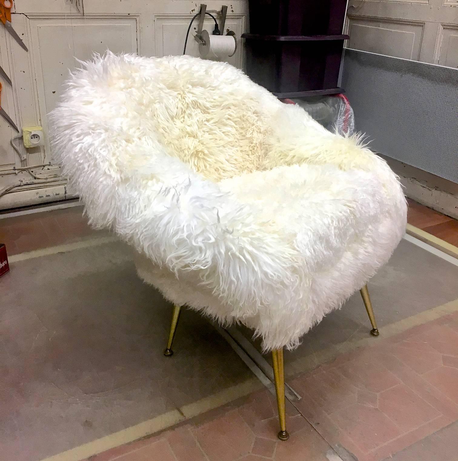 Fritz Neth Pair of Chairs with Tapered Metal Legs Newly Covered in Sheepskin Fur In Excellent Condition For Sale In Paris, ile de france