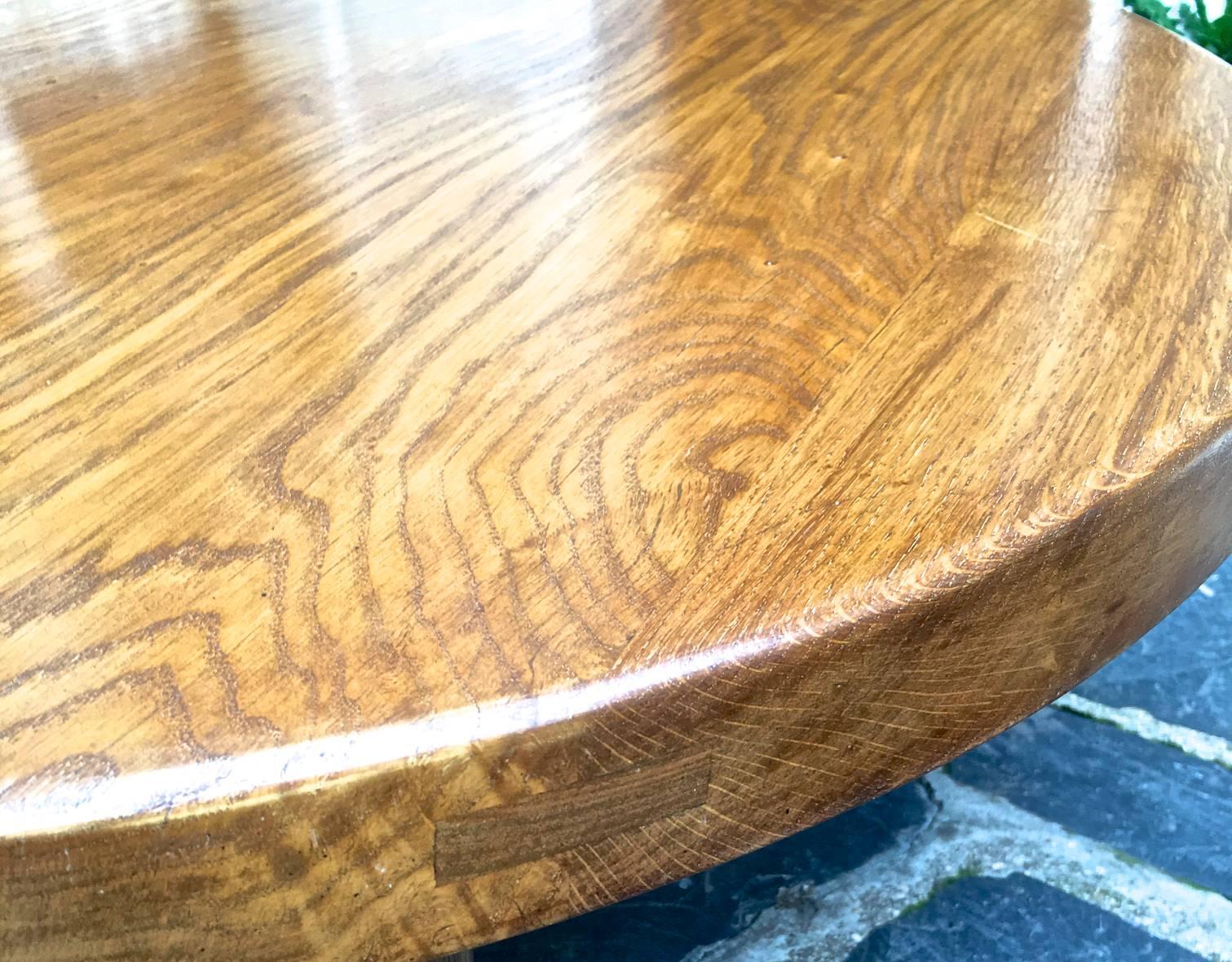 Charlotte Perriand Oak Round Low Coffee Table In Good Condition For Sale In Paris, ile de france