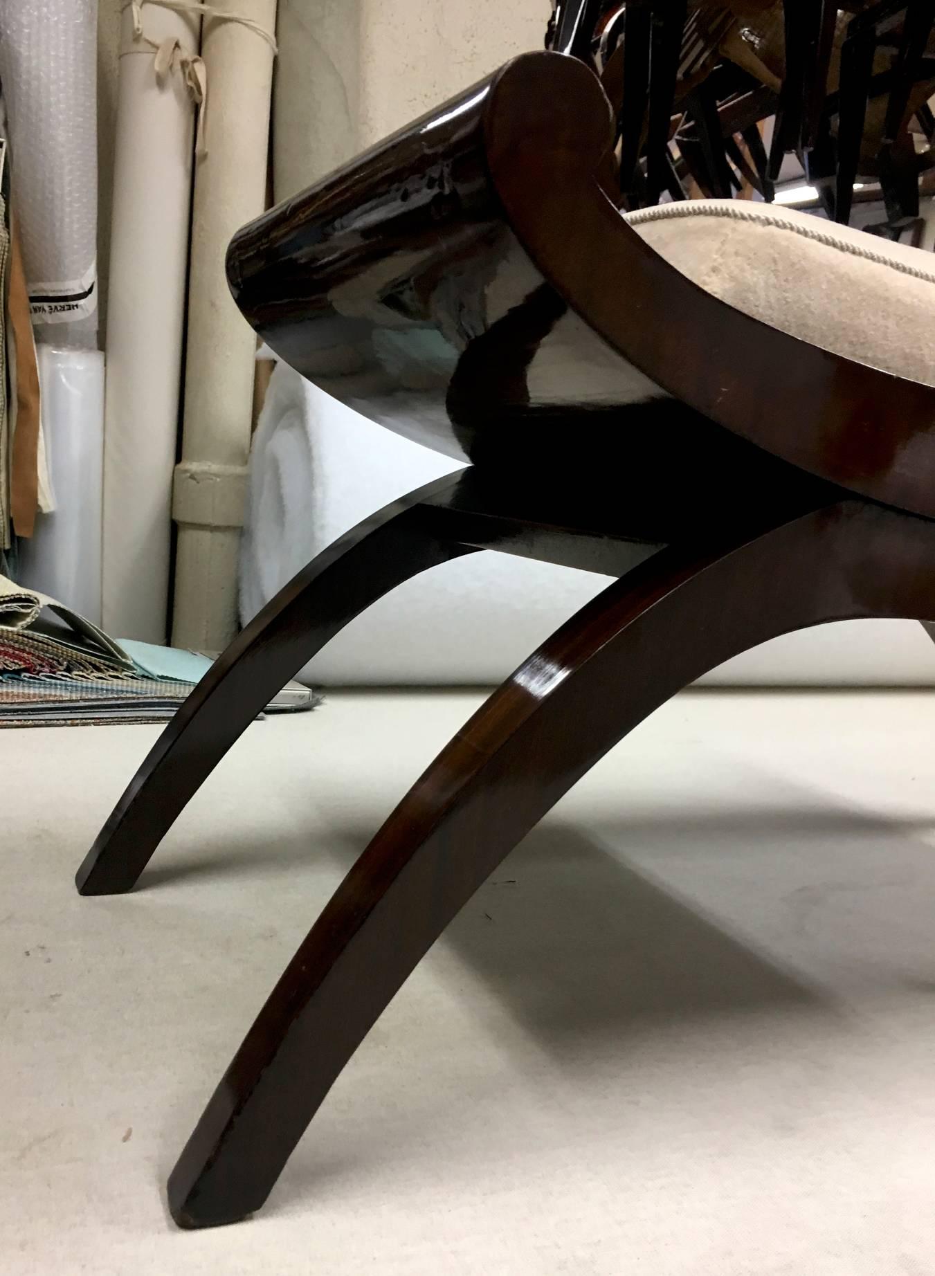 Maurice Dufrene Superb Curule-Shaped Rosewood Unique Bench Newly Restored In Excellent Condition For Sale In Paris, ile de france