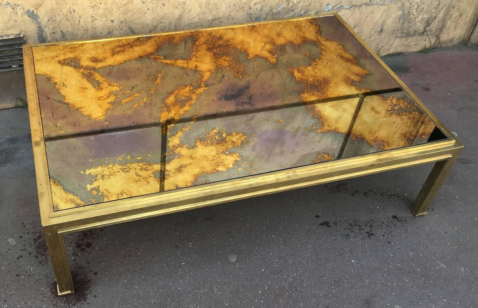 Jacques Adnet Sturdy Gold Bronze Big Coffee Table with a Gold Leaf Mirrored Top For Sale 1
