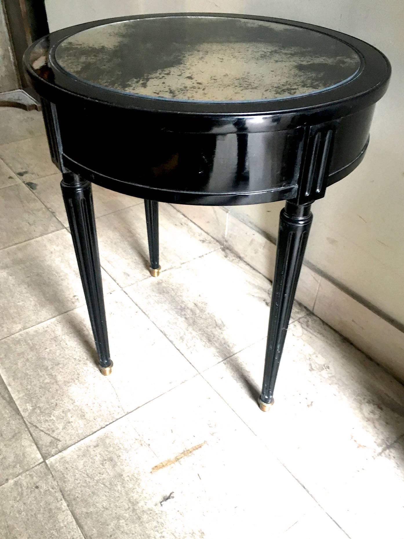 Maison Jansen Signed Pair of Side Blackened Wood Tables with Oxidized Mirror top For Sale 3