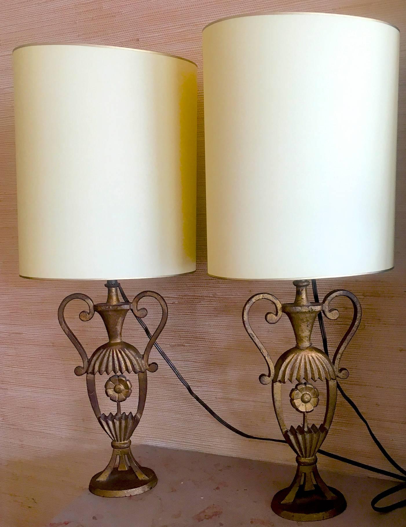 Maison Bagues Rare Air of Gold Leaf Cast Iron Charming Little Pair of Lamp For Sale 2