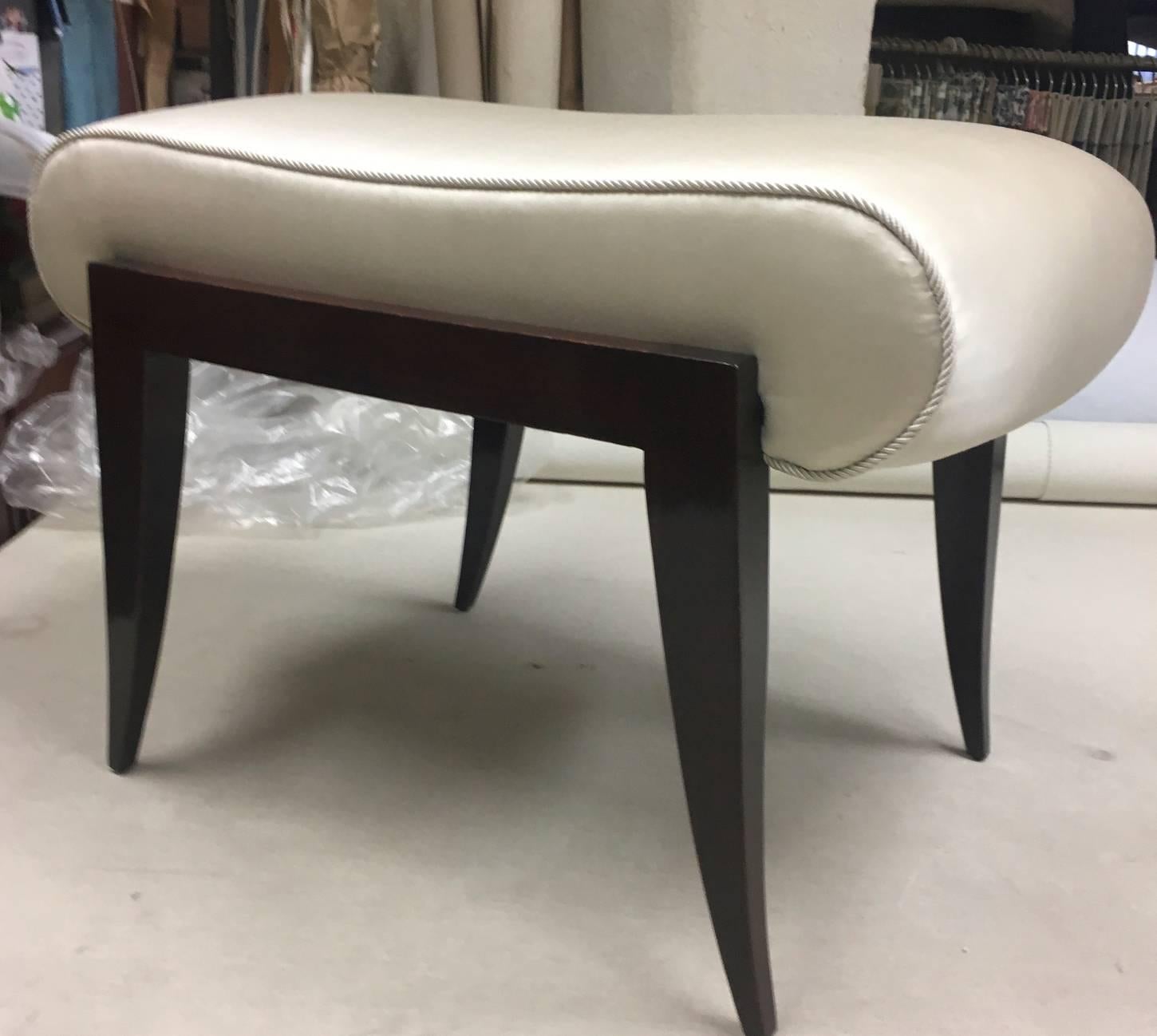 Maison Dominique Rarest Refined Art Deco Bench Newly Covered in Satin Silk For Sale 1