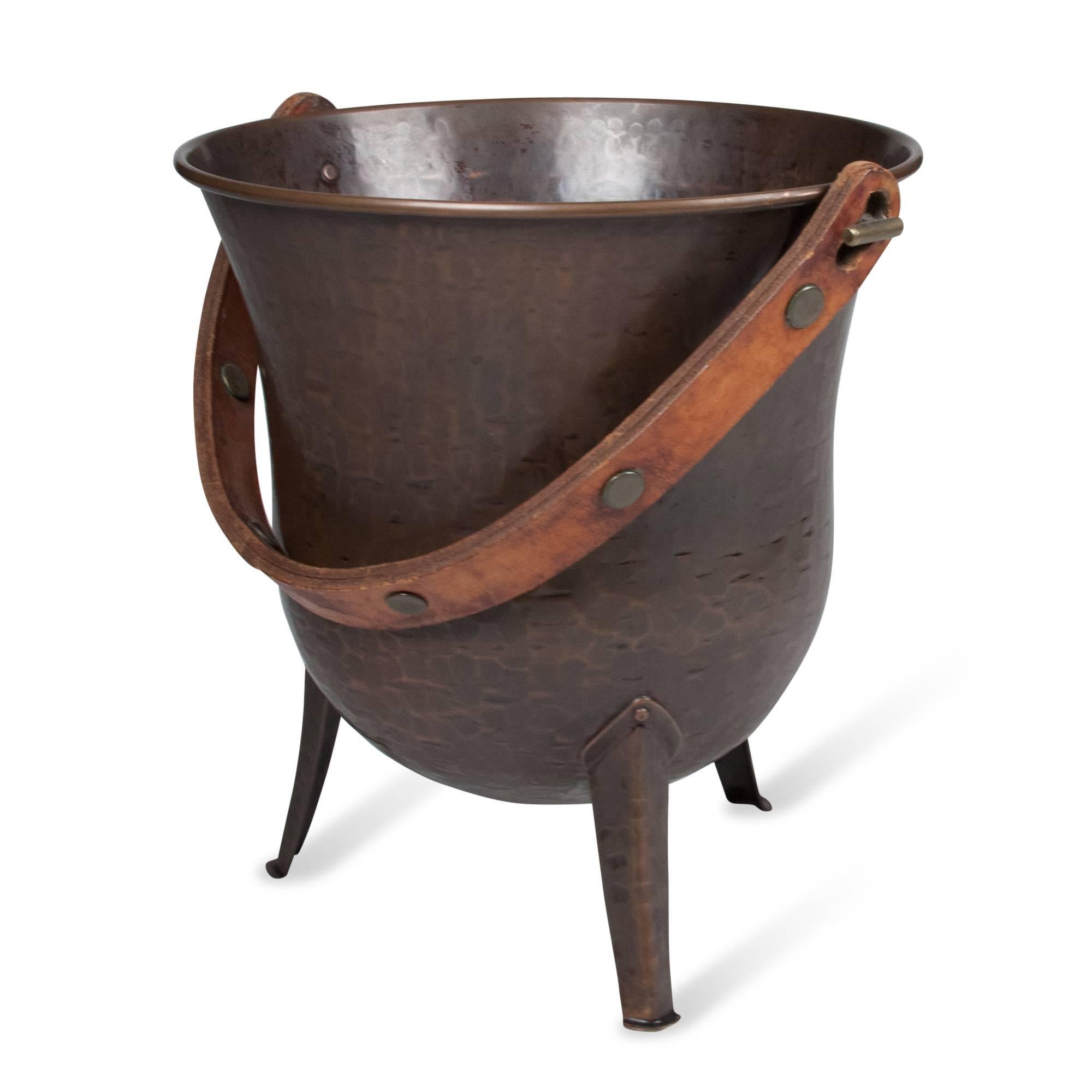 Textured and Patinated Copper Metal Bucket, German, 1930s In Excellent Condition In Brooklyn, NY