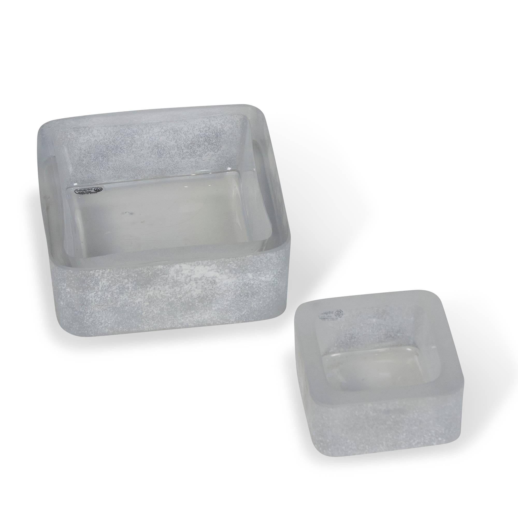 Modern Two Frosted Glass Dishes by Seguso, 1970s For Sale