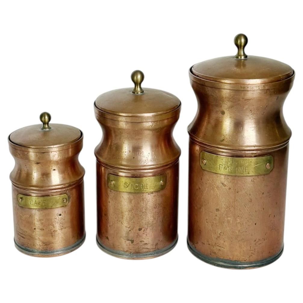 Lot de trois casseroles en cuivre, France, années 1960 en vente