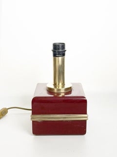 Lampe de table en bakélite et laiton, France, années 1970