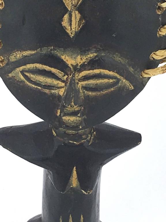 African Sculpture in Wood and Wicker For Sale at 1stdibs