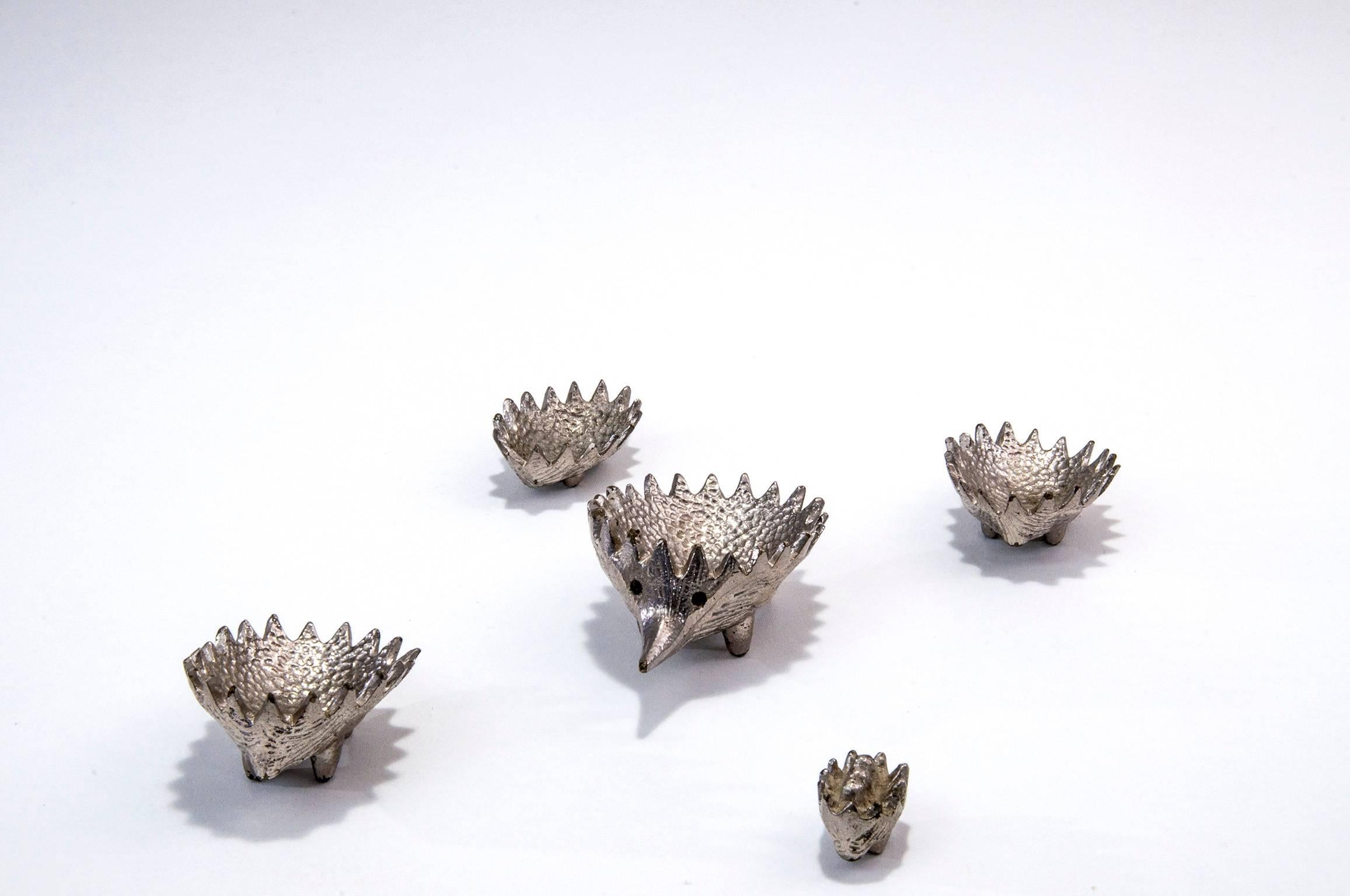 hedgehog stacking ashtrays