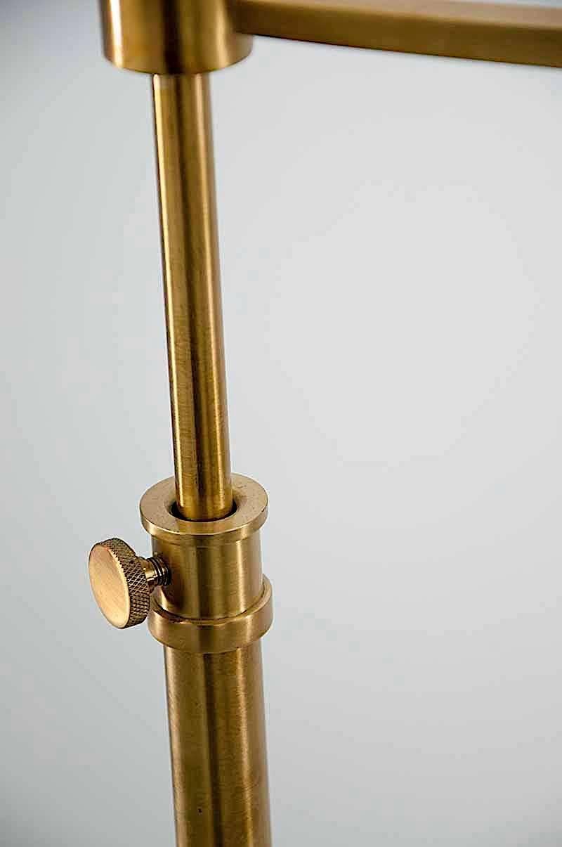 Floor Lamp with Ajustable Arm in Brass, Midcentury Modern In Good Condition In Auribeau sur Siagne, FR