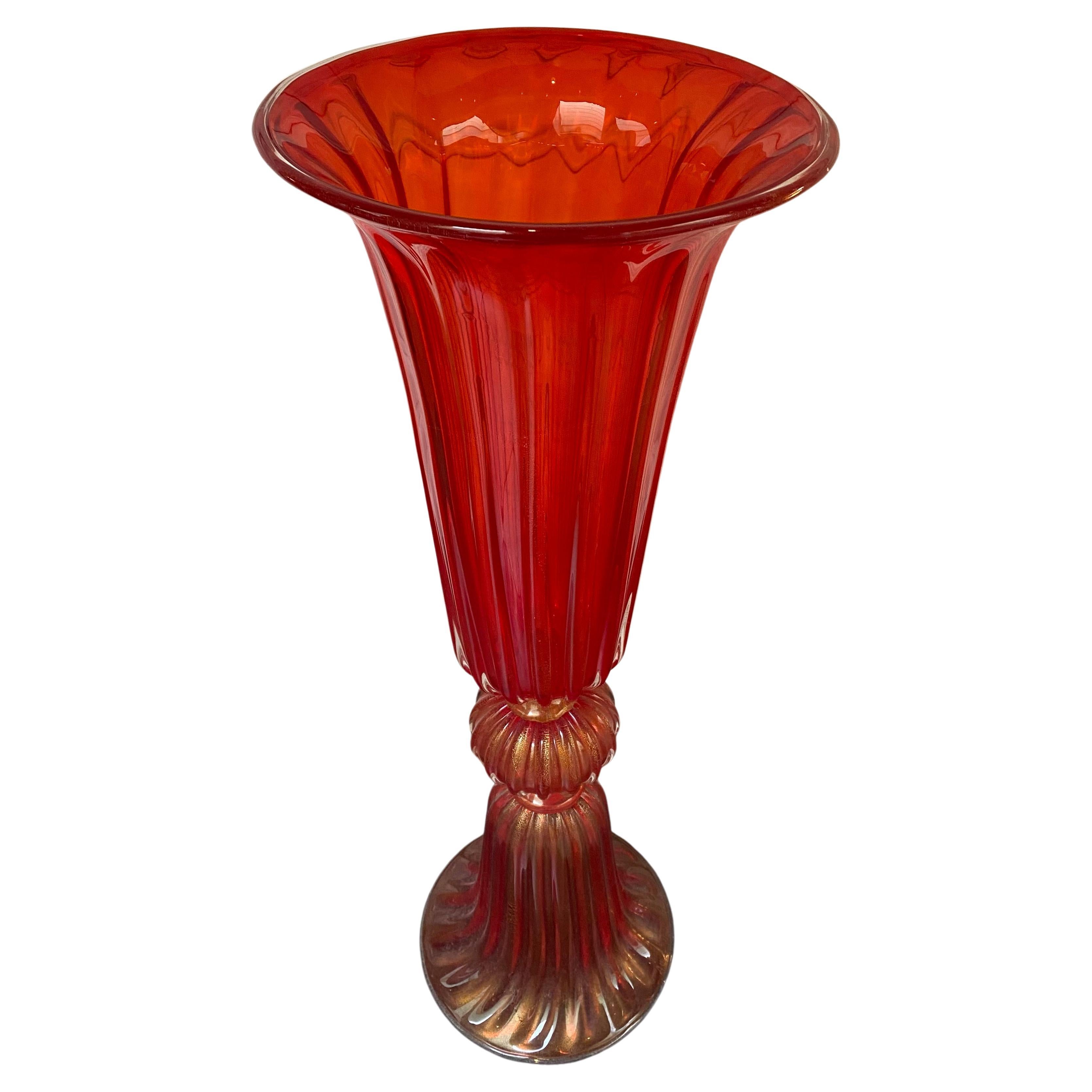 Rote Vase aus Muranoglas, um 1970