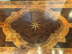 English George III Marquetry Extendable Dining Table