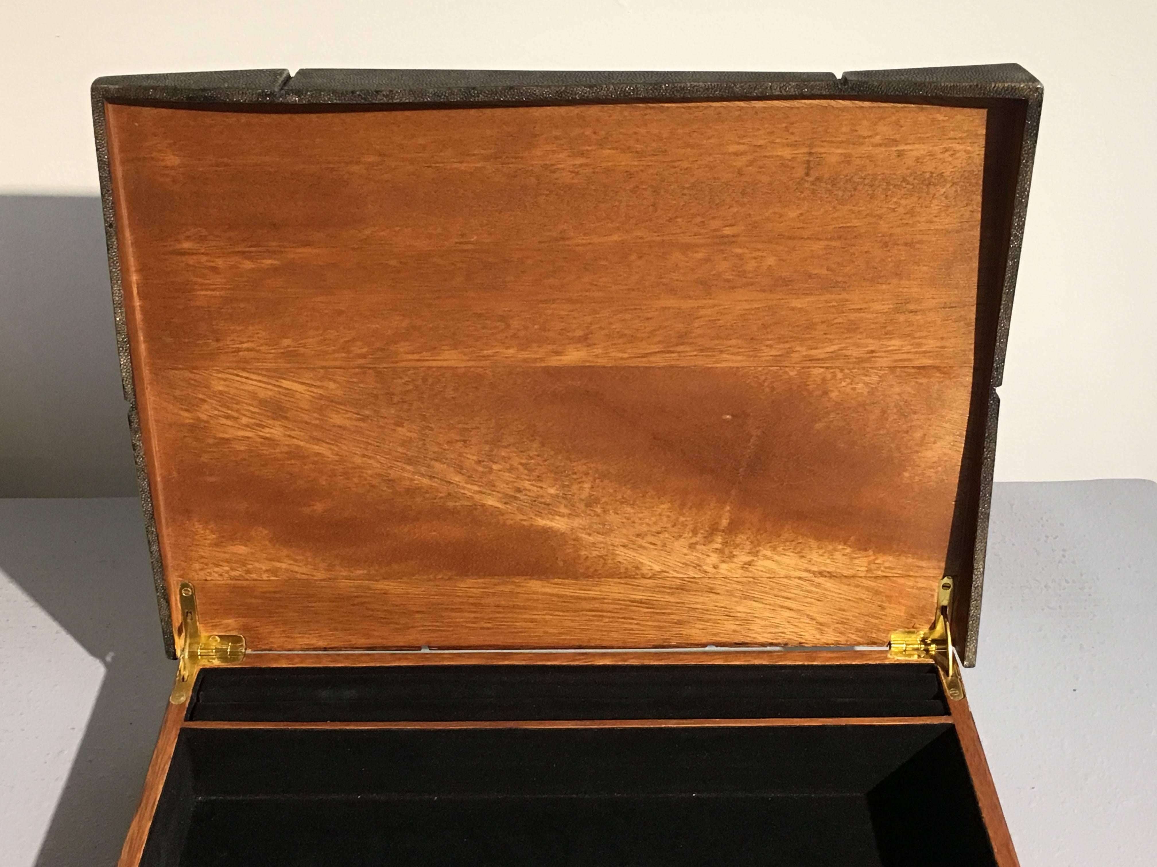 R & Y Augousti Large Shagreen Leather Jewelry Box, 1990's, France In Good Condition In Austin, TX